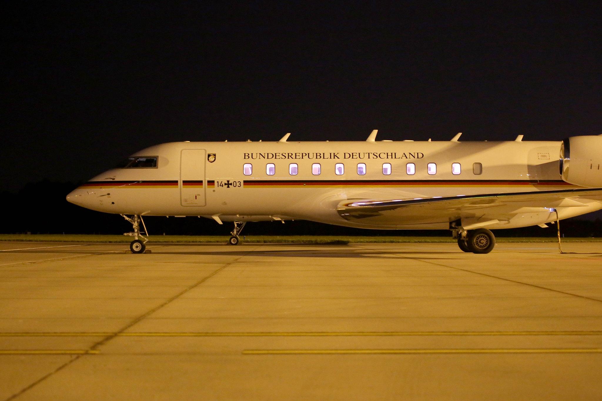 Hamburg Airport: German Air Force (/ GAF) | Bombardier BD-700-1A11 Global 5000 GLEX | 14+03 | MSN 9411