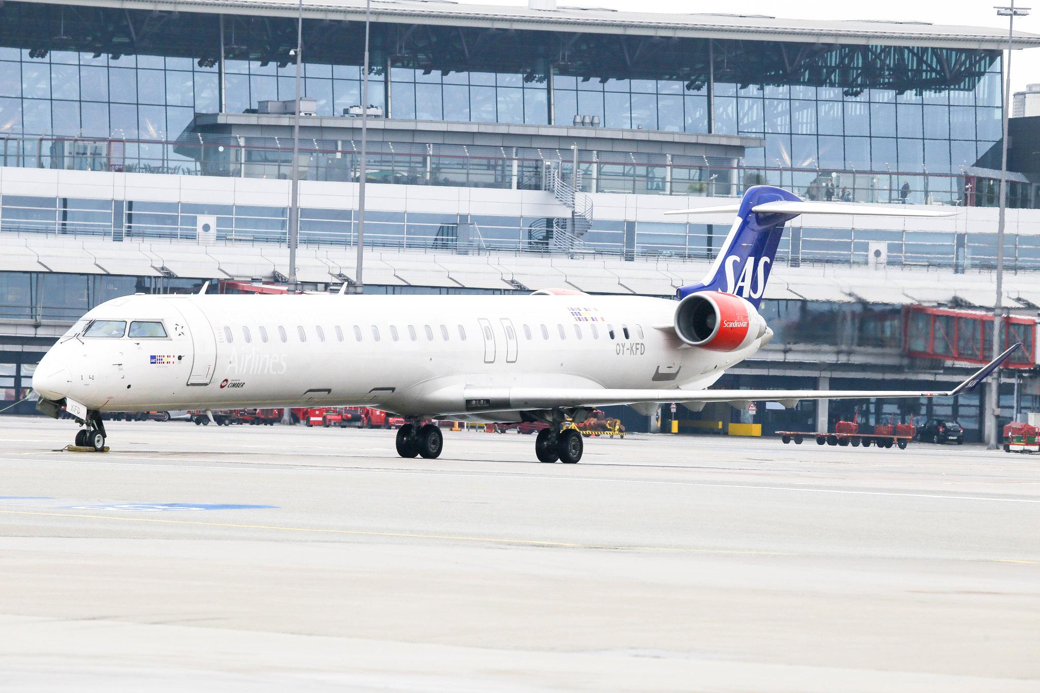 Hamburg Airport: SAS (SK / SAS) | Bombardier CRJ-900LR CRJ9 | OY-KFD | MSN 15221