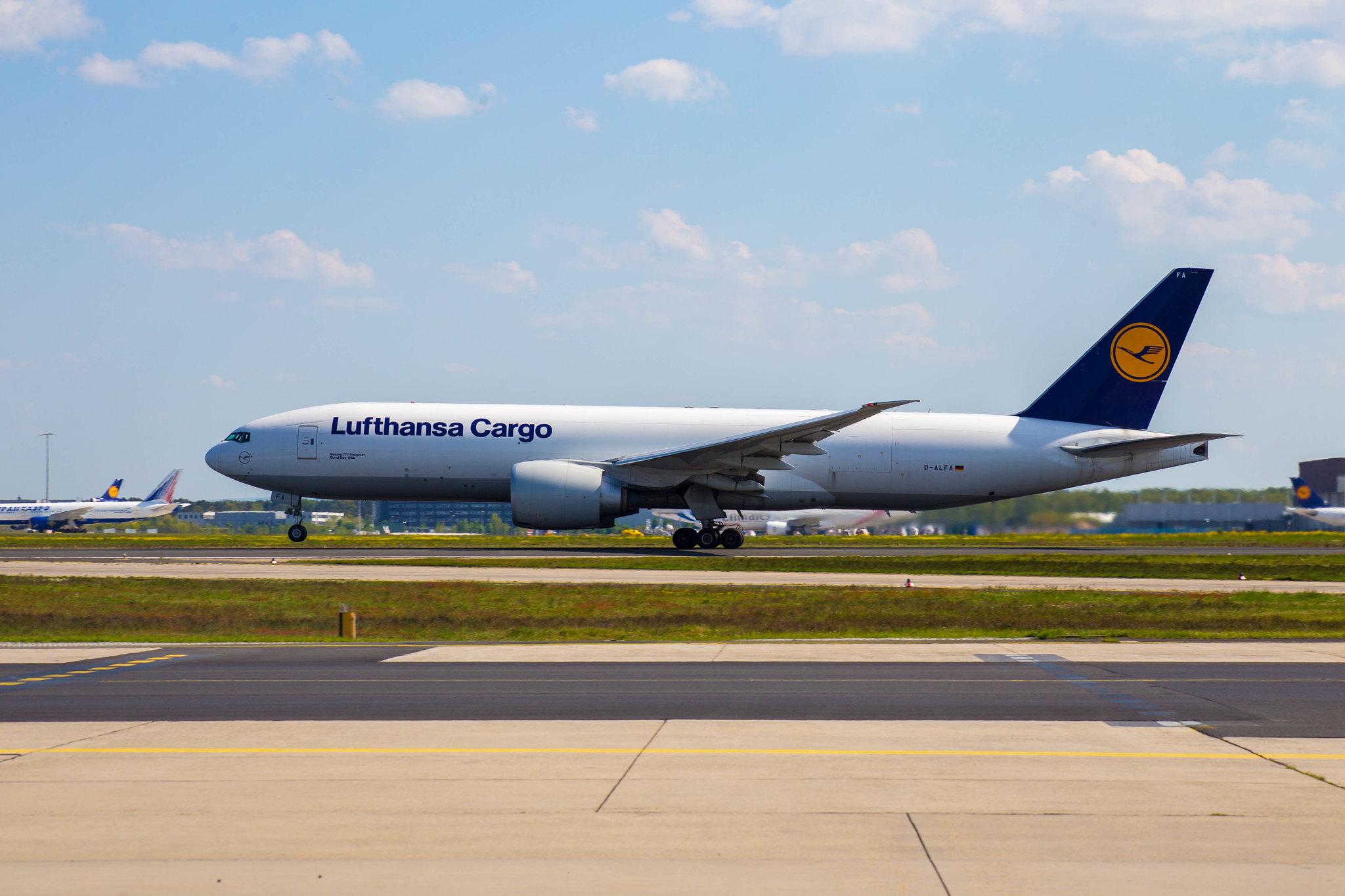 Frankfurt Airport: Lufthansa Cargo (/ GEC) |  Boeing 777-FBT B77L | D-ALFA | MSN 41674