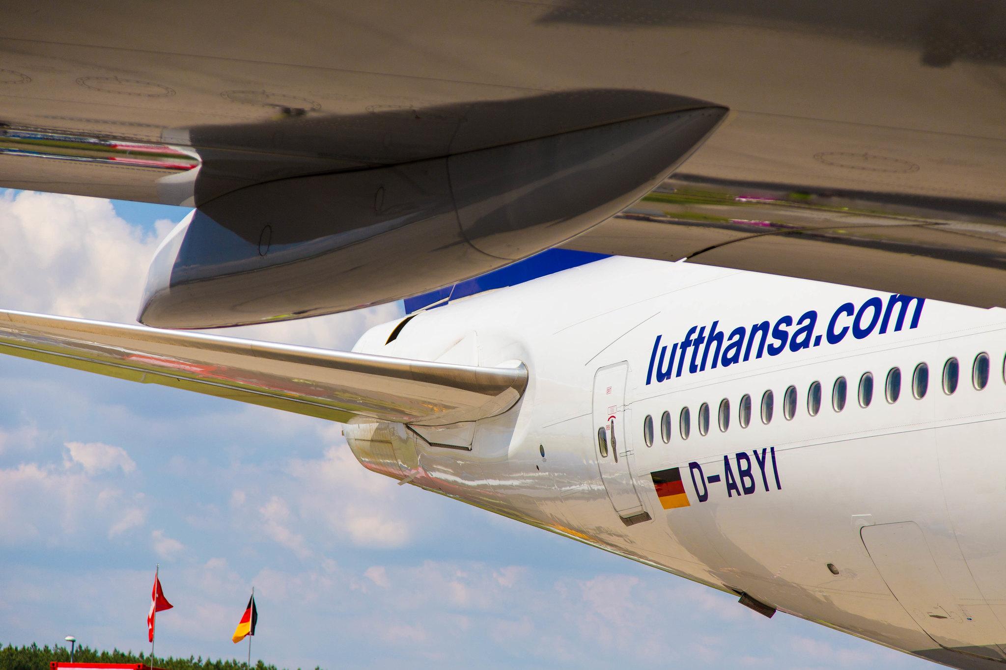 ILA: Lufthansa (LH / DLH) | Livery: Fanhansa Siegerflieger Livery | Boeing 747-830 B748 | D-ABYI | MSN 37833