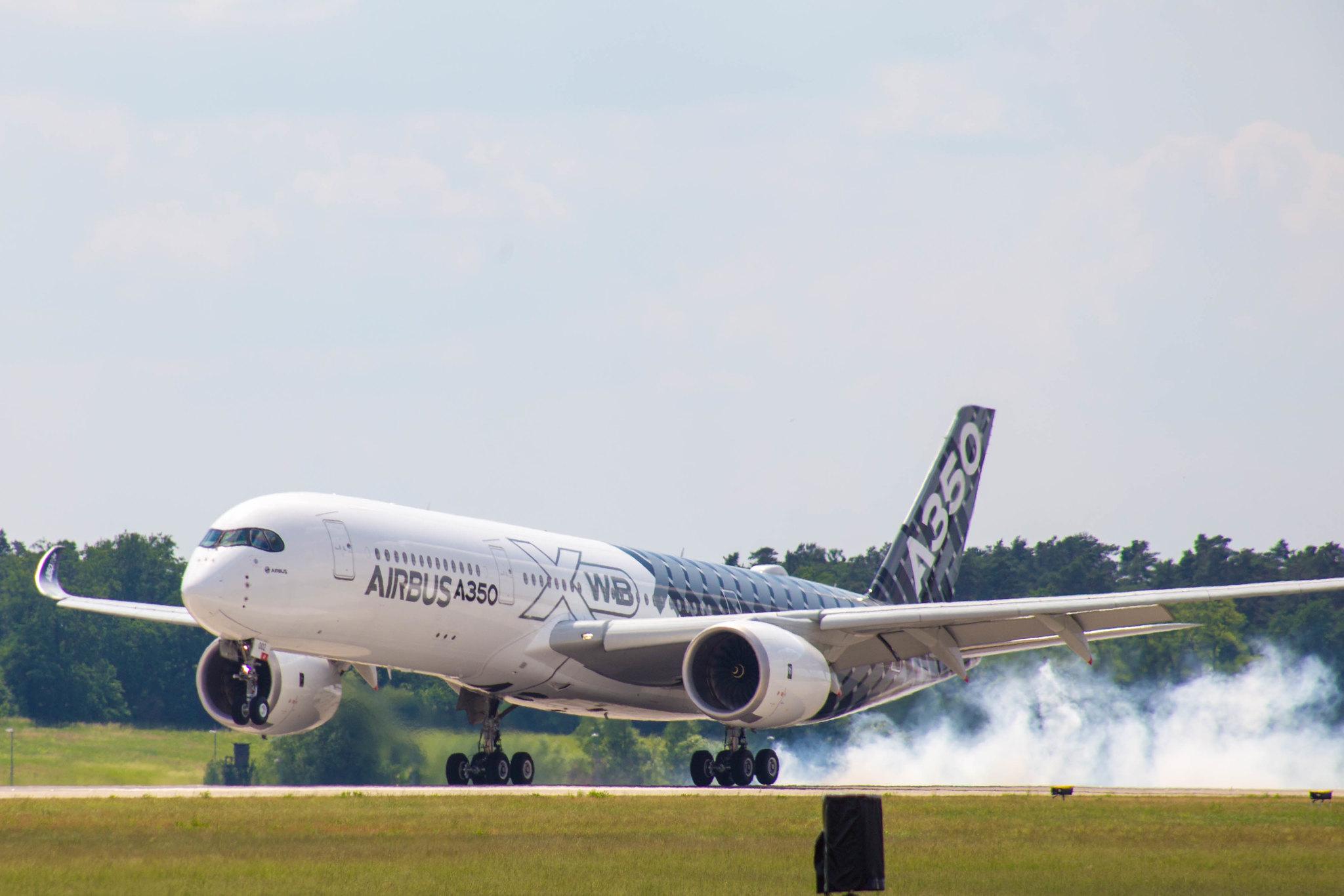 ILA: Airbus (/ AIB) |  Airbus A350-941 A359 | F-WWCF | MSN 002
