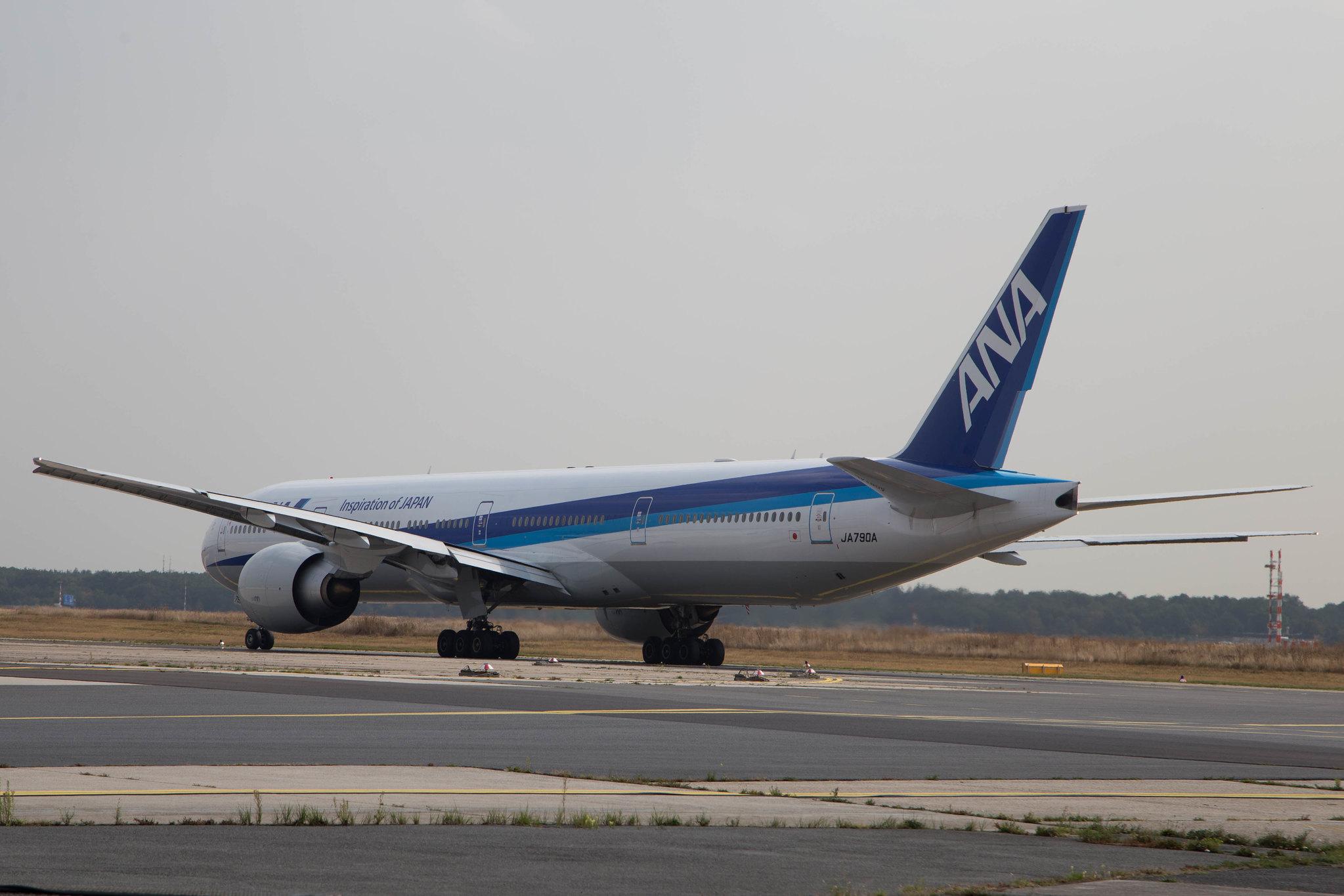 Frankfurt Airport: All Nippon Airways (NH / ANA) |  Boeing 777-381(ER) B77W | JA790A | MSN 60136