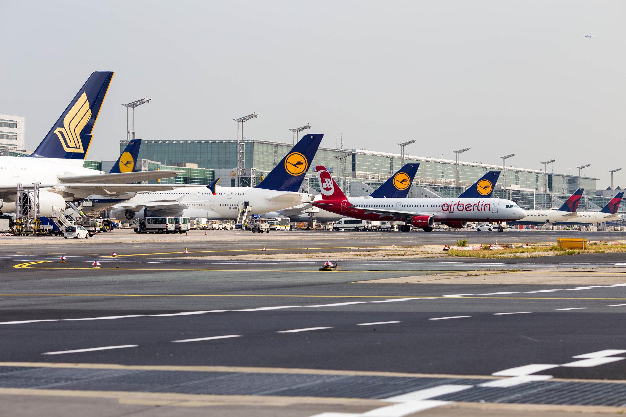 Frankfurt Airport: Air Berlin (AB / BER) | Airbus A321-211 A321 | D-ABCI | MSN 5038