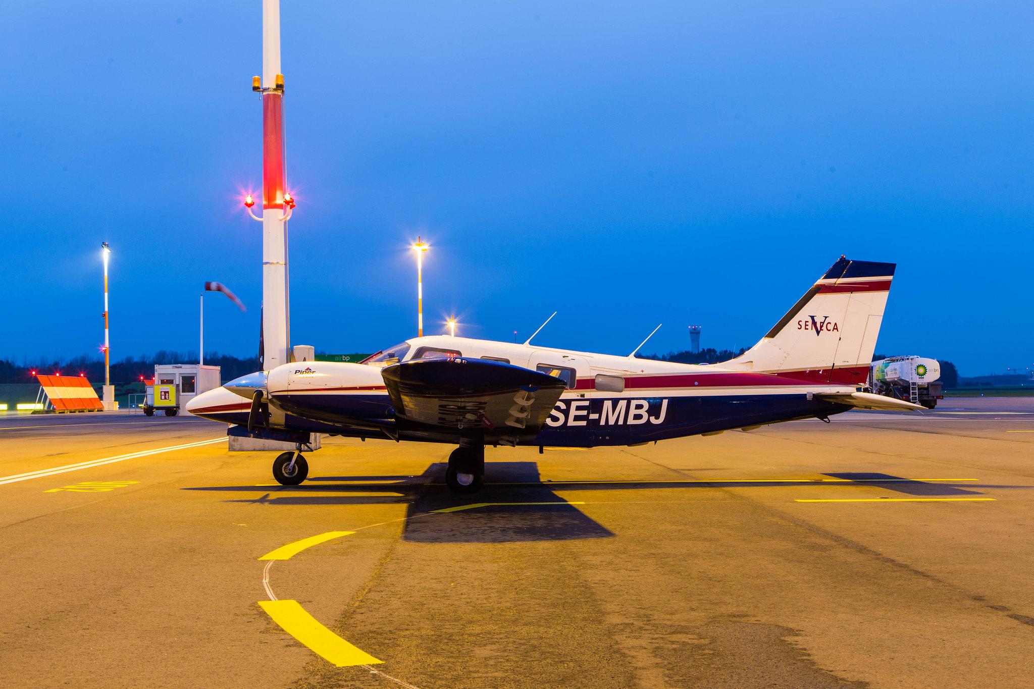 Hamburg Airport: Private owner |  Piper PA-34-220T PA34 | SE-MBJ | MSN 3449121