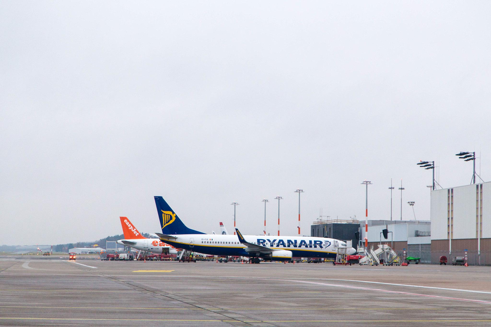 Hamburg Airport: Ryanair (FR / RYR) |  Boeing 737-8AS B738 | EI-FIE | MSN 44695