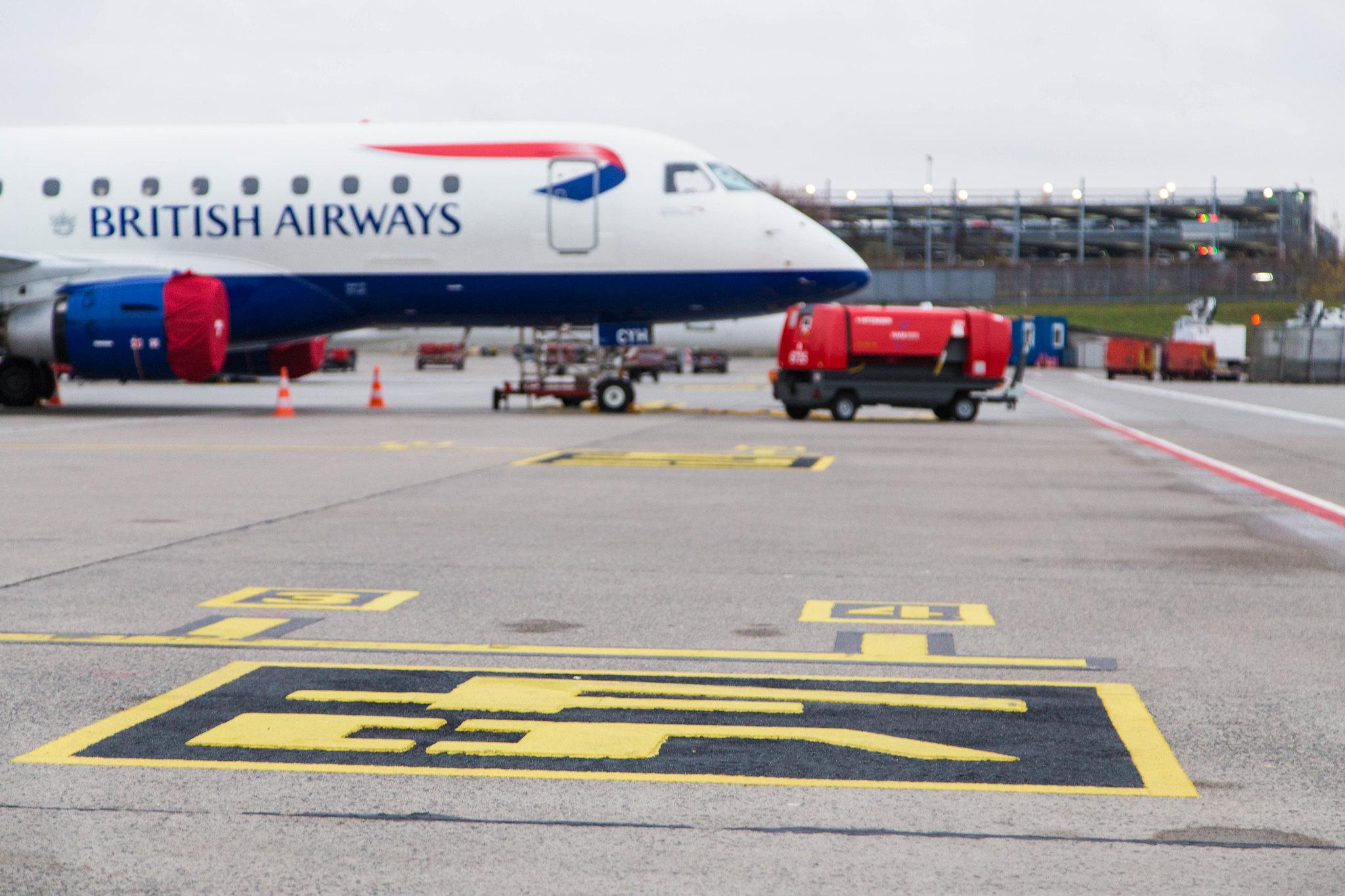 Hamburg Airport: British Airways (BA / BAW) | Operator: BA CityFlyer |  Embraer E170STD E170 | G-LCYH | MSN 17000302