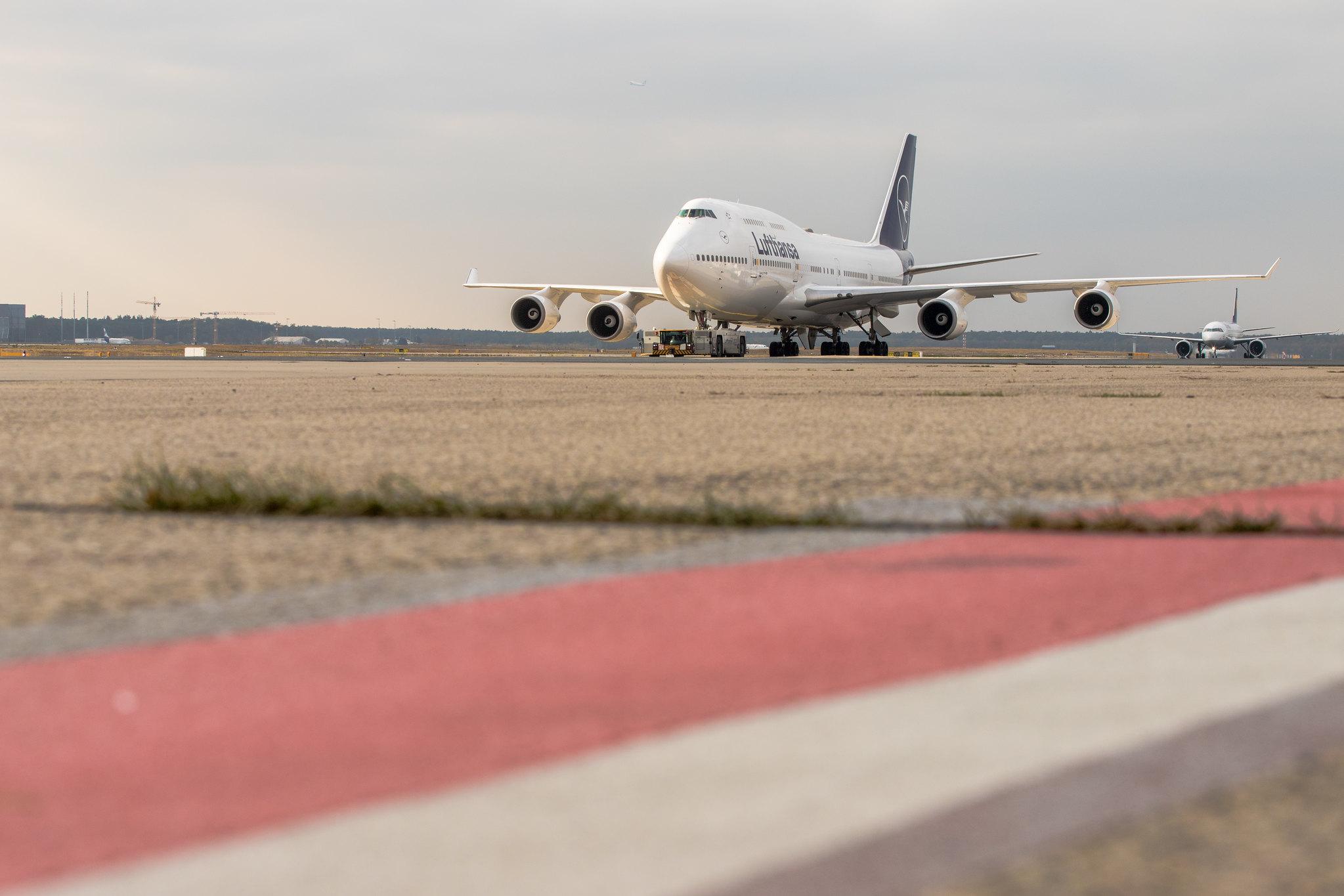 Frankfurt Airport: Lufthansa (LH / DLH) |  Boeing 747-430 B744 | D-ABVM | MSN 29101