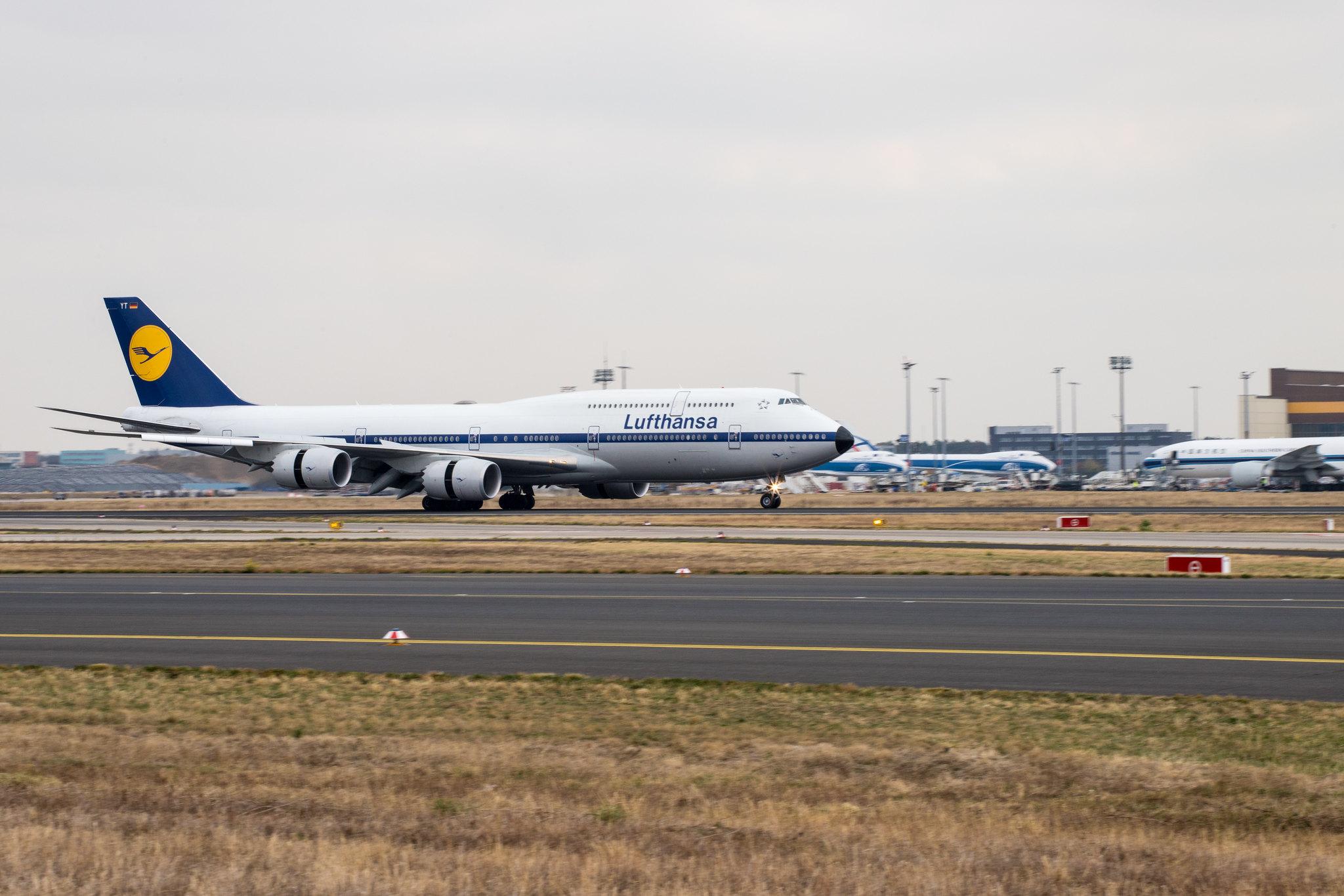 Frankfurt Airport: Lufthansa (LH / DLH) |  Livery: Retro Livery |  Boeing 747-830 B748 | D-ABYT | MSN 37844