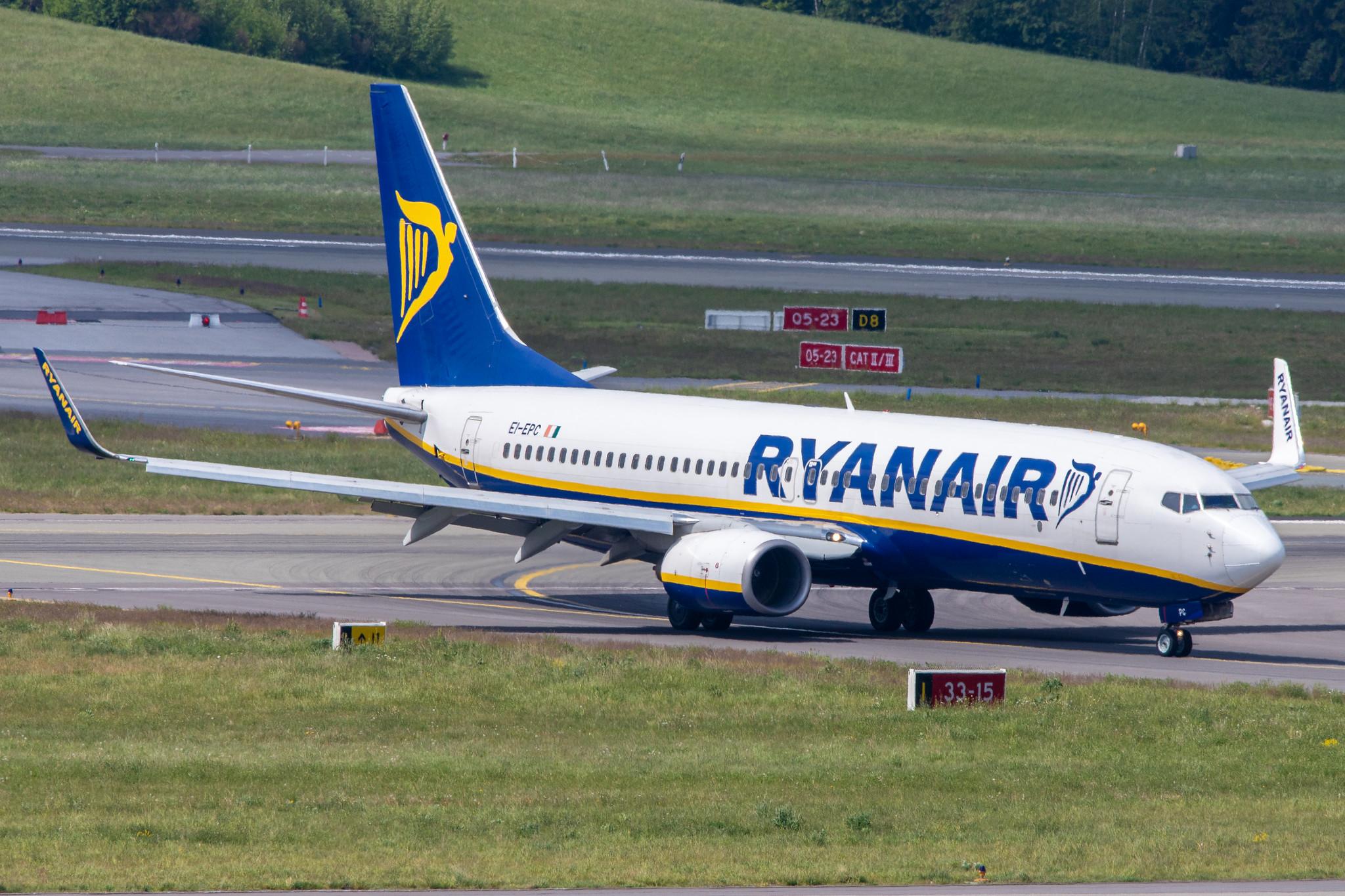 Hamburg Airport: Ryanair (FR / RYR) |  Boeing 737-8AS B738 | EI-EPC | MSN 40312