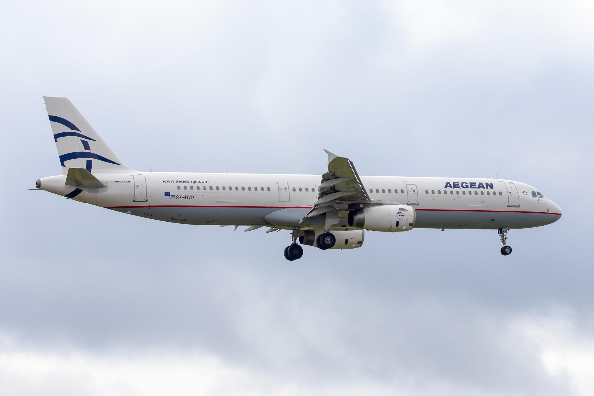 London Heathrow Airport: Aegean Airlines (A3 / AEE) |  Airbus A321-231 A321 | SX-DVP | MSN 3527