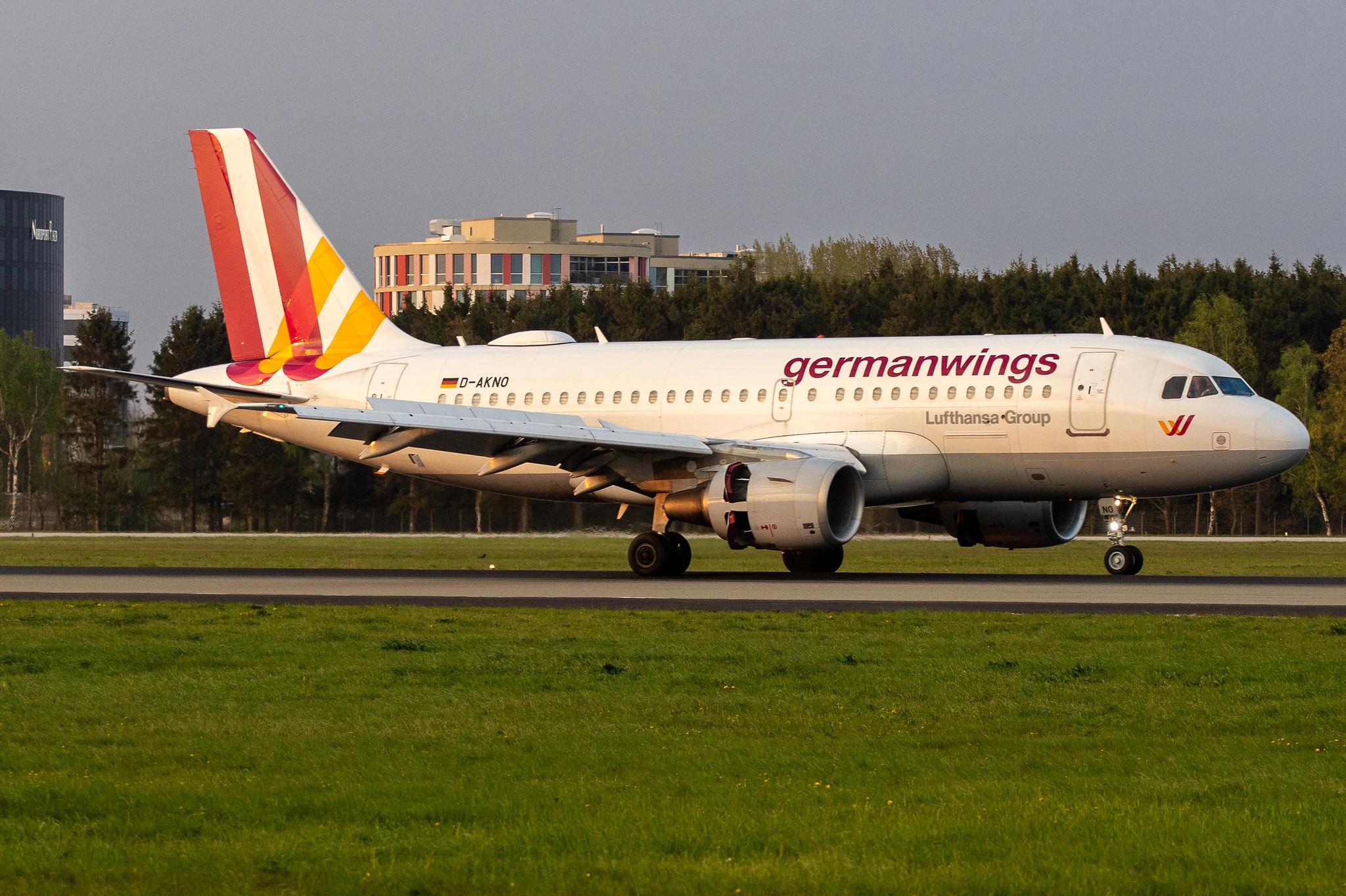 Hamburg Airport: Eurowings (EW / EWG) | Operator: Germanwings |  Airbus A319-112 A319 | D-AKNO | MSN 1147