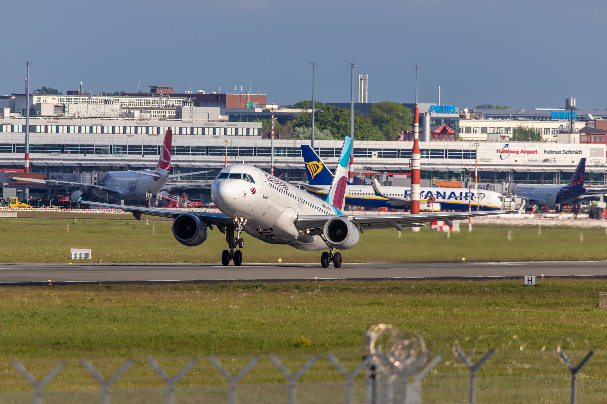 Hamburg Airport: Eurowings (EW / EWG) |  Airbus A320-214 A320 | D-ABNU | MSN 2591