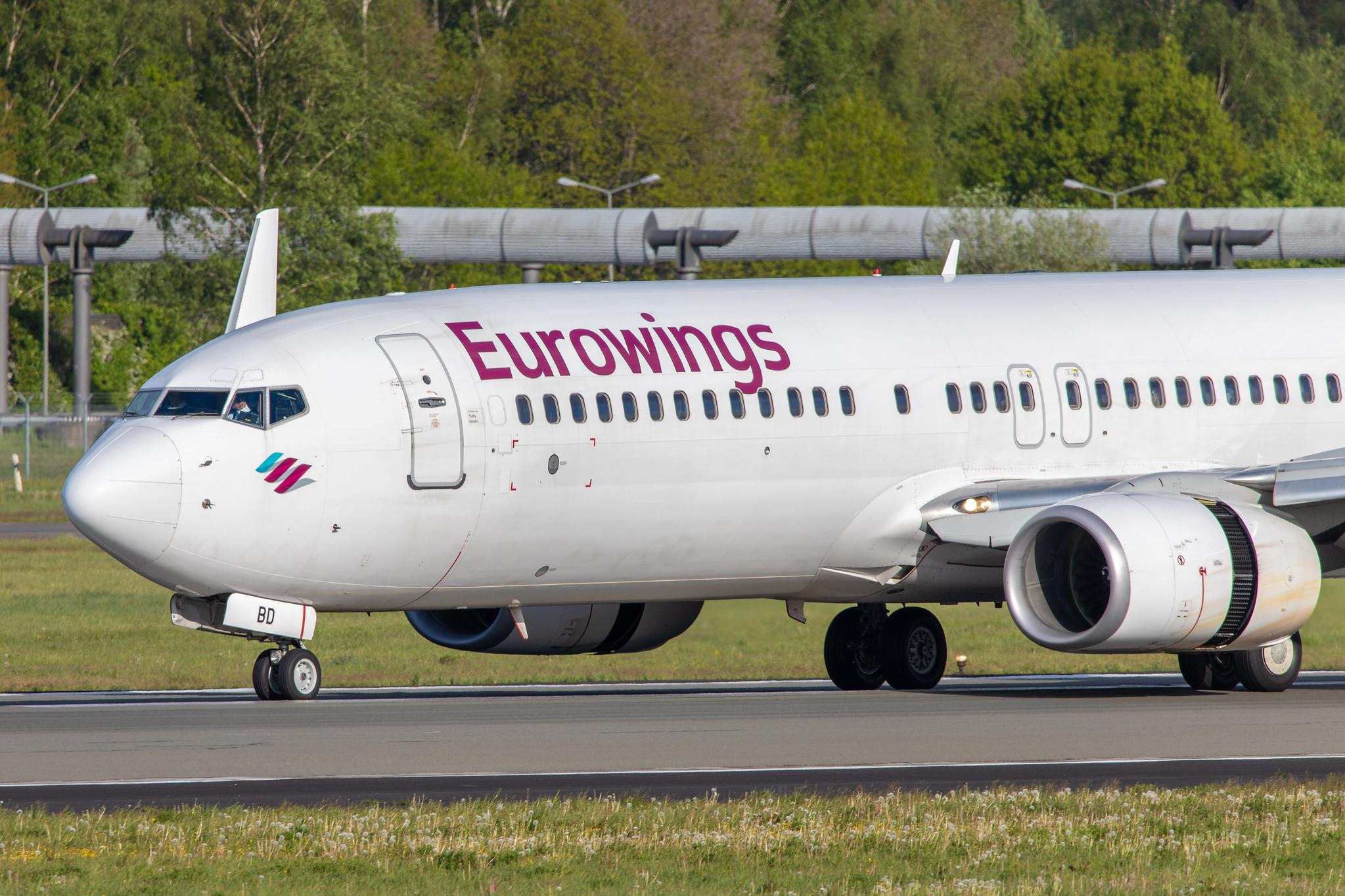 Hamburg Airport Eurowings Boeing 737-86J B738 D-ABBD operated by TUI fly MSN 30880