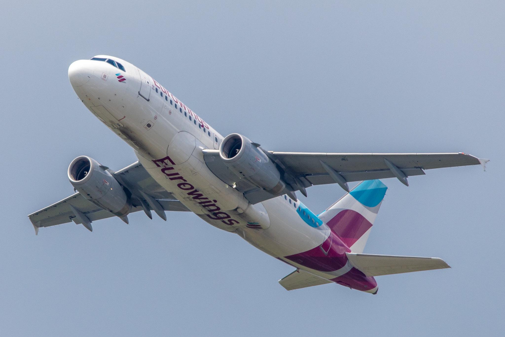 Hamburg Airport: Eurowings (EW / EWG) |  Airbus A319-132 A319 | D-AGWZ | MSN 5978