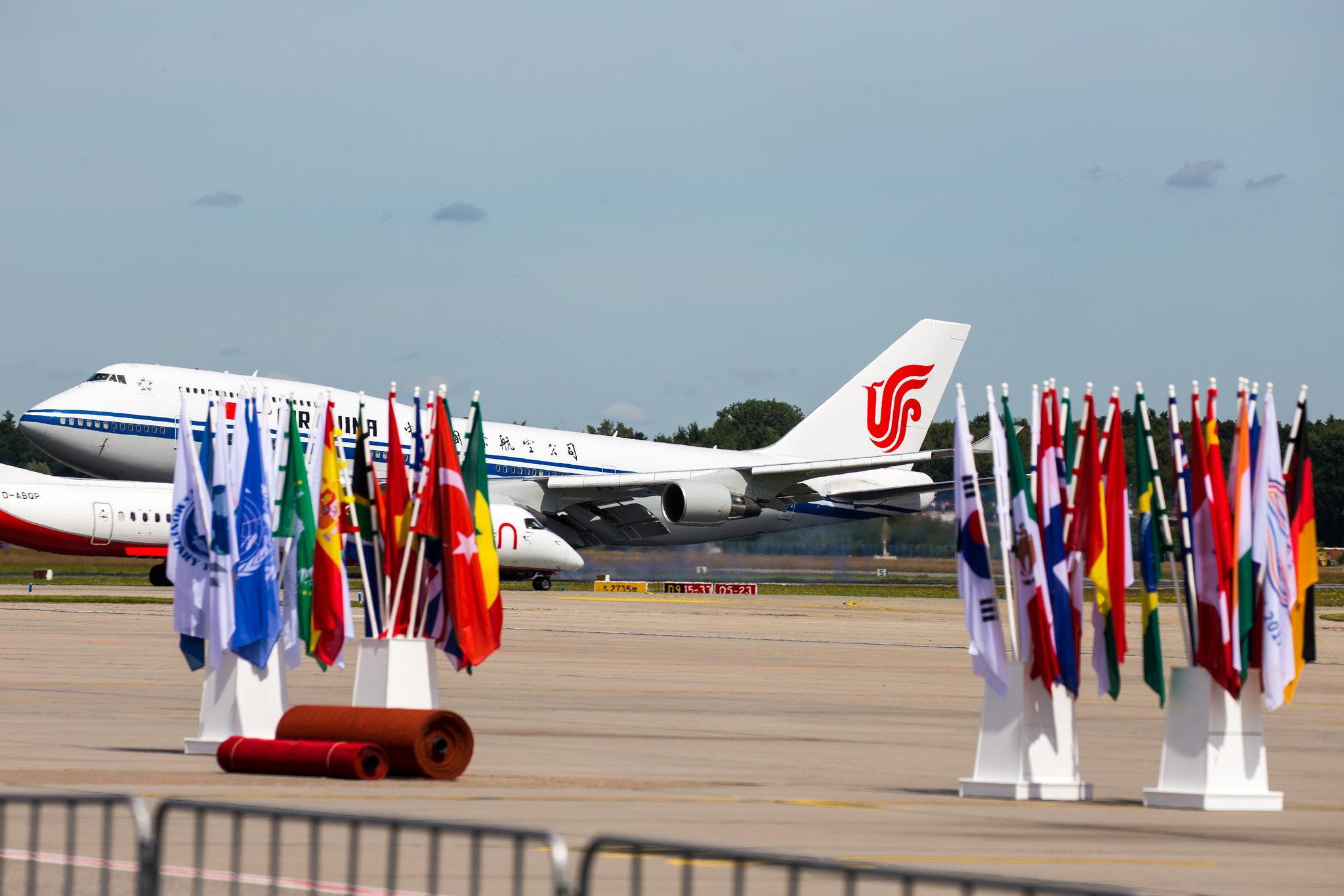 G20 Germany: Air China (CA / CCA) |  Boeing 747-4J6 B744 | B-2472 | MSN 30158