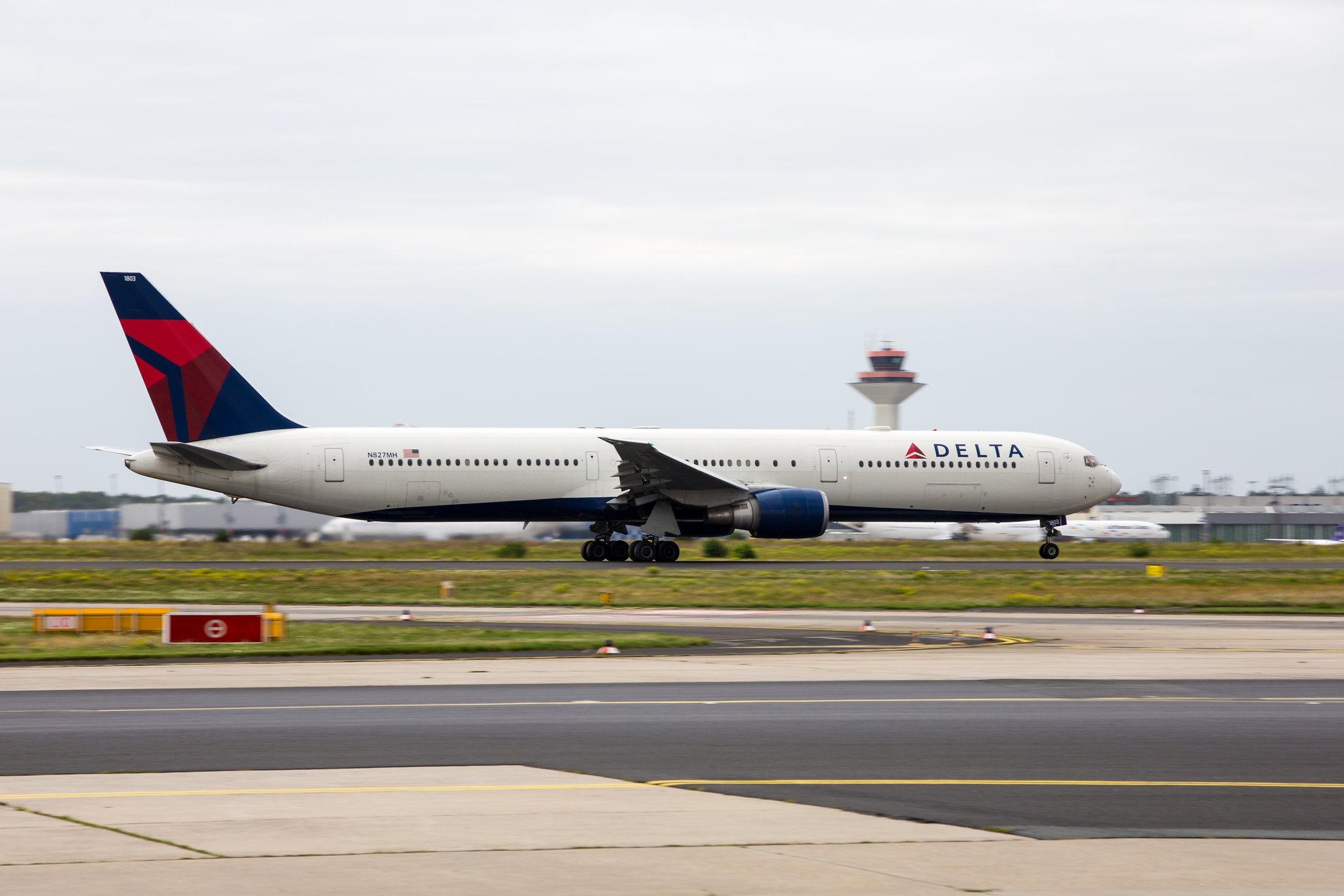 Frankfurt Airport: Delta Air Lines (DL / DAL) |  Boeing 767-432(ER) B764 | N827MH | MSN 29705