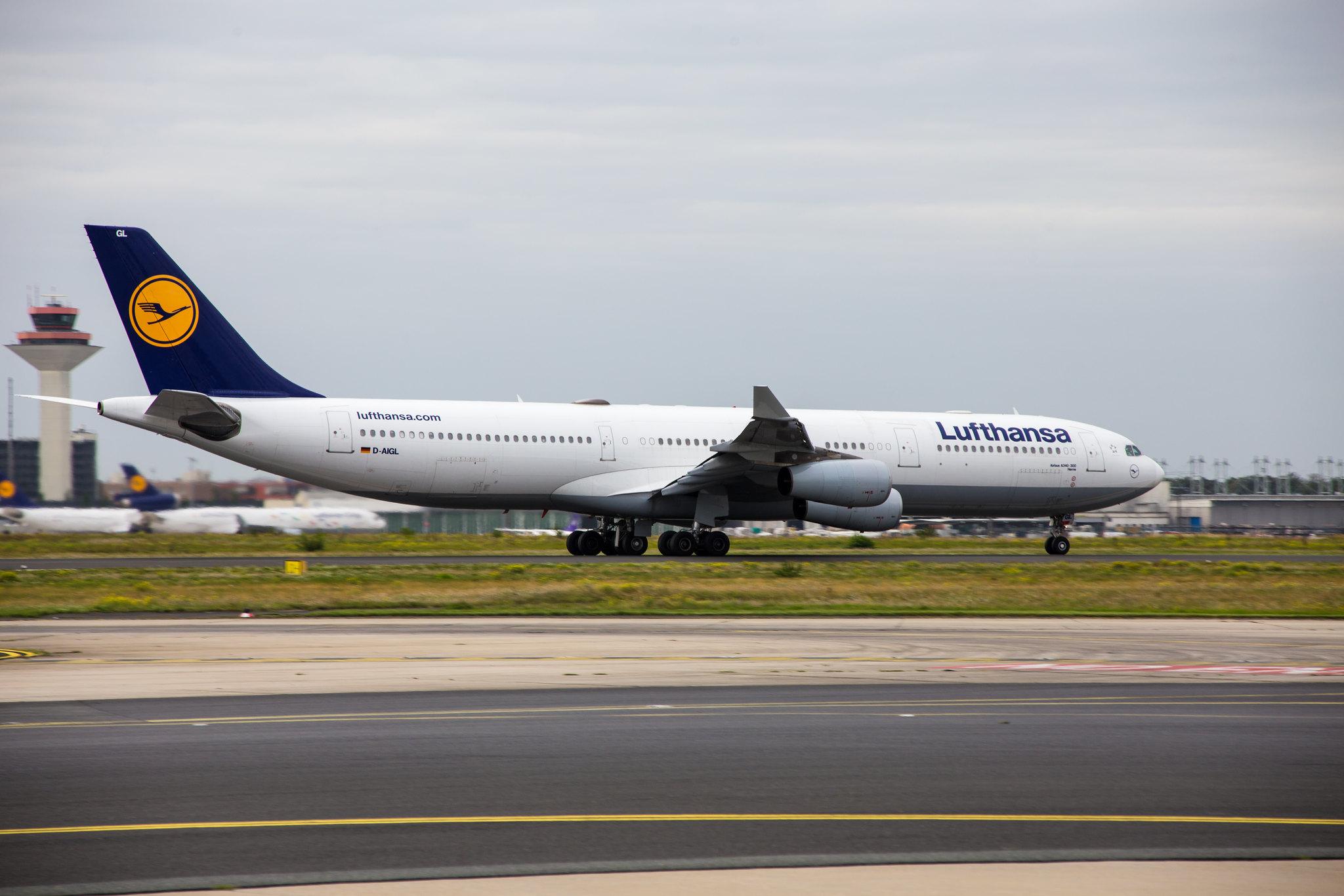 Frankfurt Airport: Lufthansa (LH / DLH) |  Airbus A340-313 A343 | D-AIGL | MSN 0135