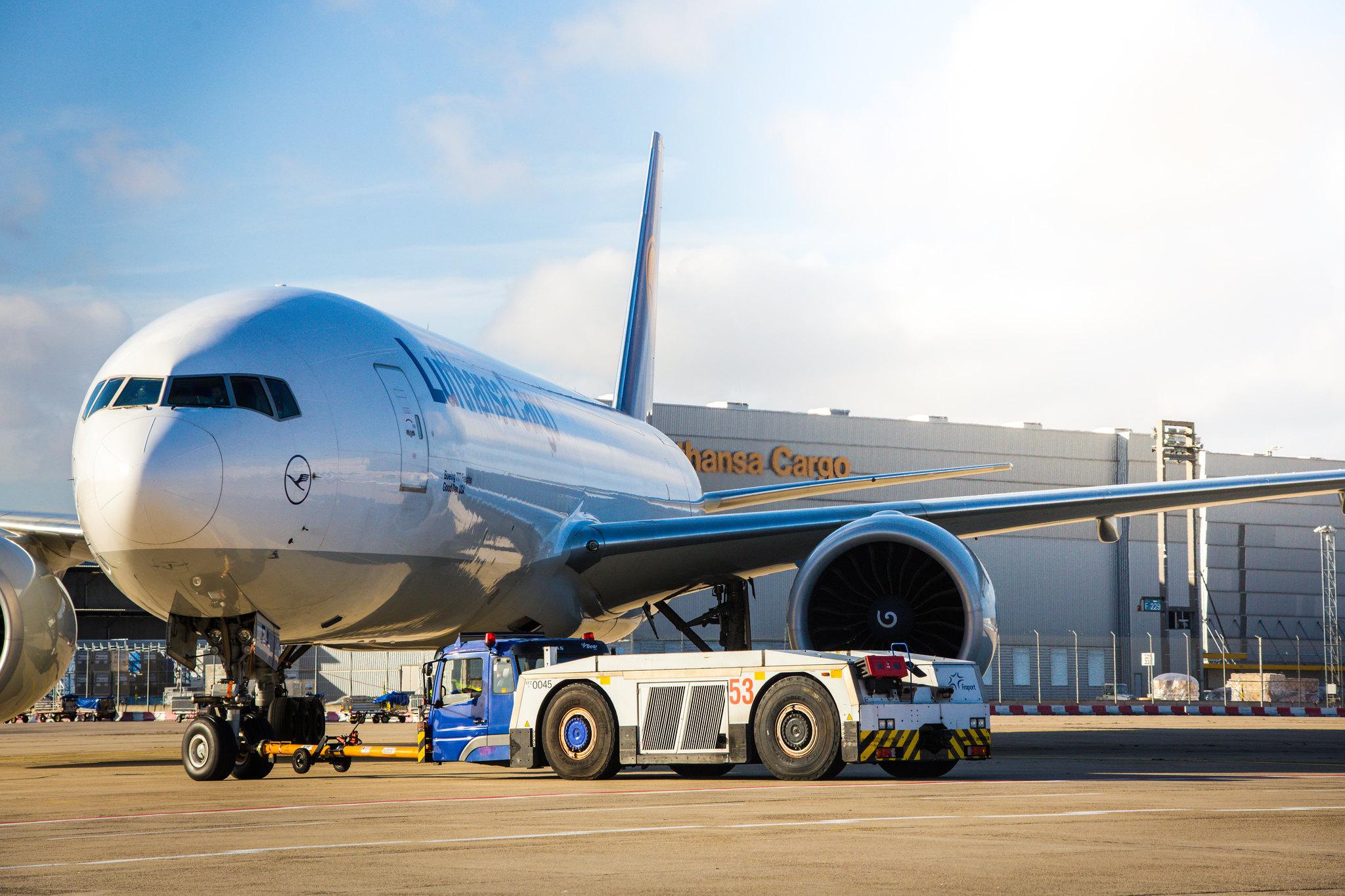 Frankfurt Airport: Lufthansa Cargo (/ GEC) |  Boeing 777-FBT B77L | D-ALFA | MSN 41674