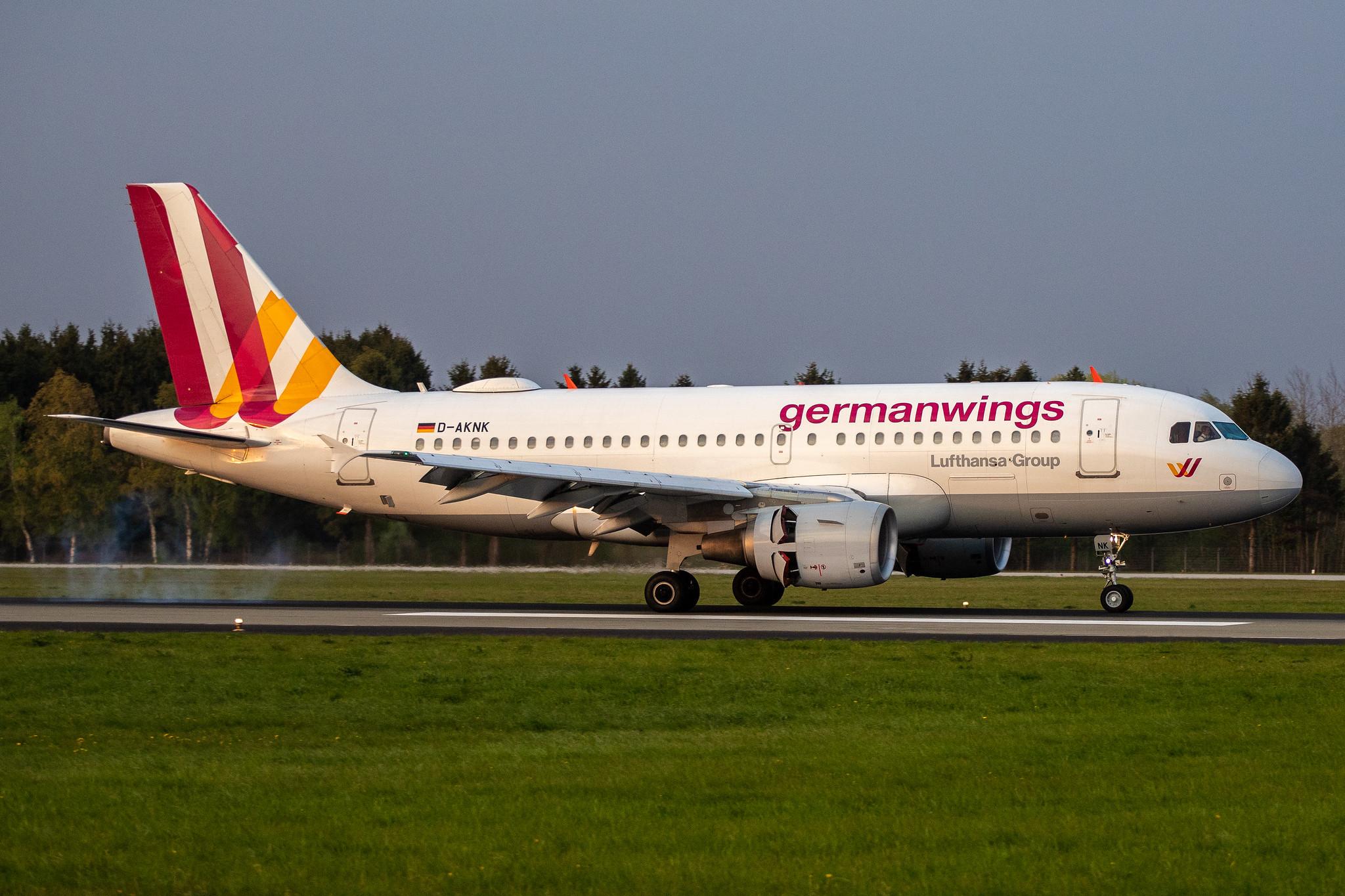 Hamburg Airport: Eurowings (EW / EWG) | Operator: Germanwings |  Airbus A319-112 A319 | D-AKNK | MSN 1077