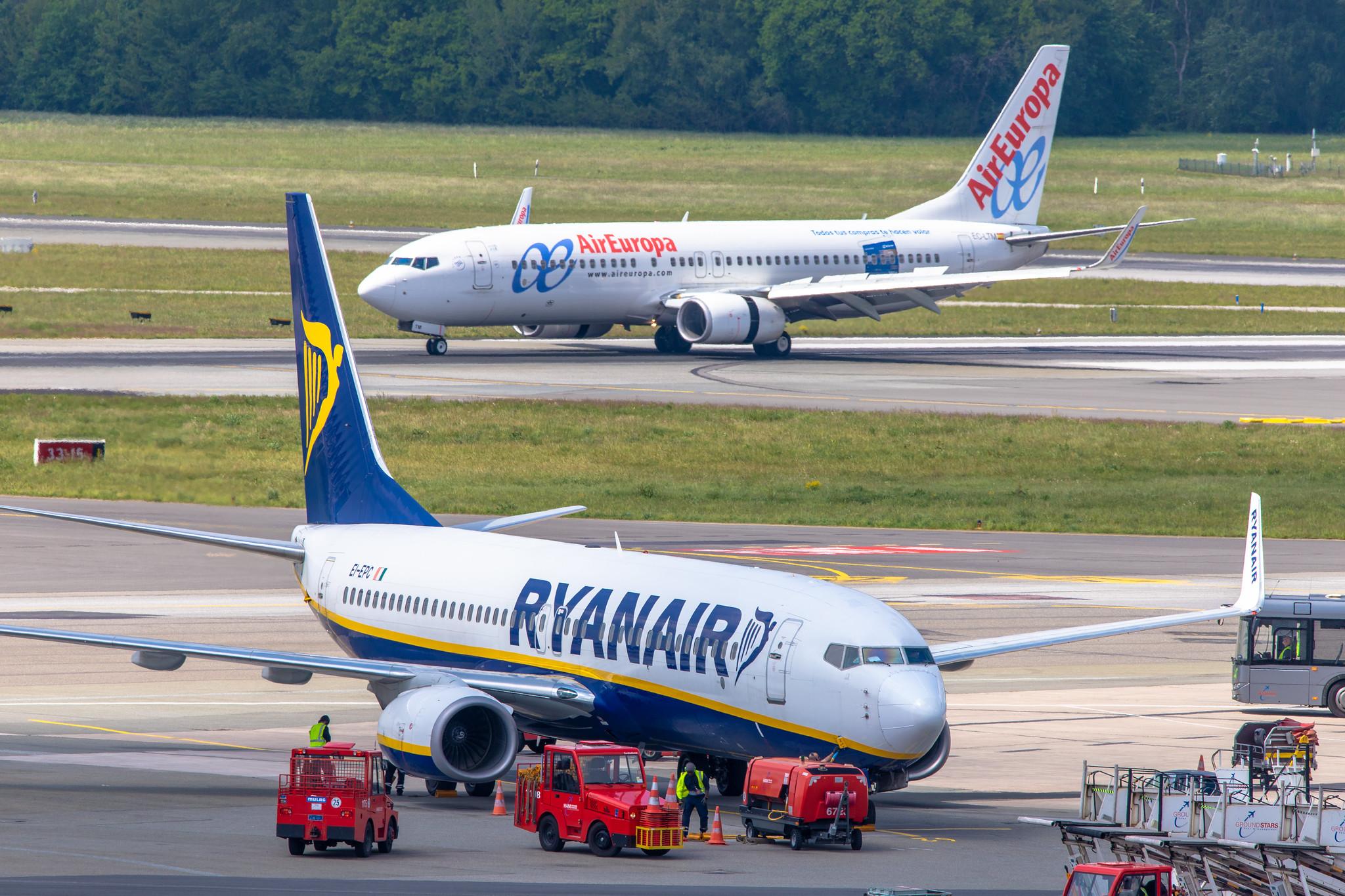 Hamburg Airport: Ryanair (FR / RYR) |  Boeing 737-8AS B738 | EI-EPC | MSN 40312