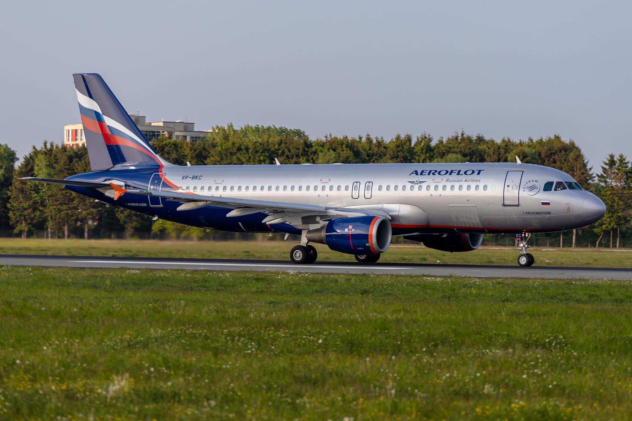 Hamburg Airport: Aeroflot (SU / AFL) | Airbus A320-214 A320 | VP-BKC | MSN 3545