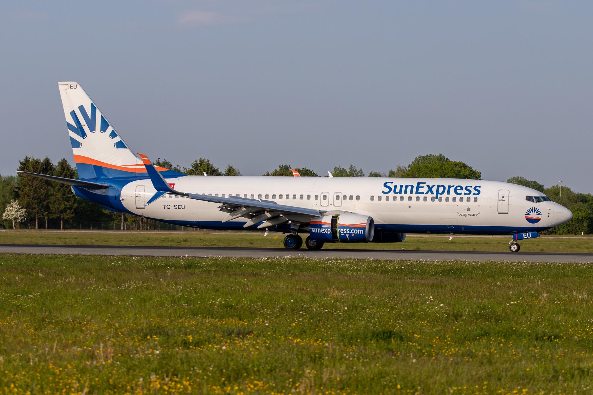 Hamburg Airport: SunExpress (XQ / SXS) |  Boeing 737-8HC B738 | TC-SEU | MSN 61181