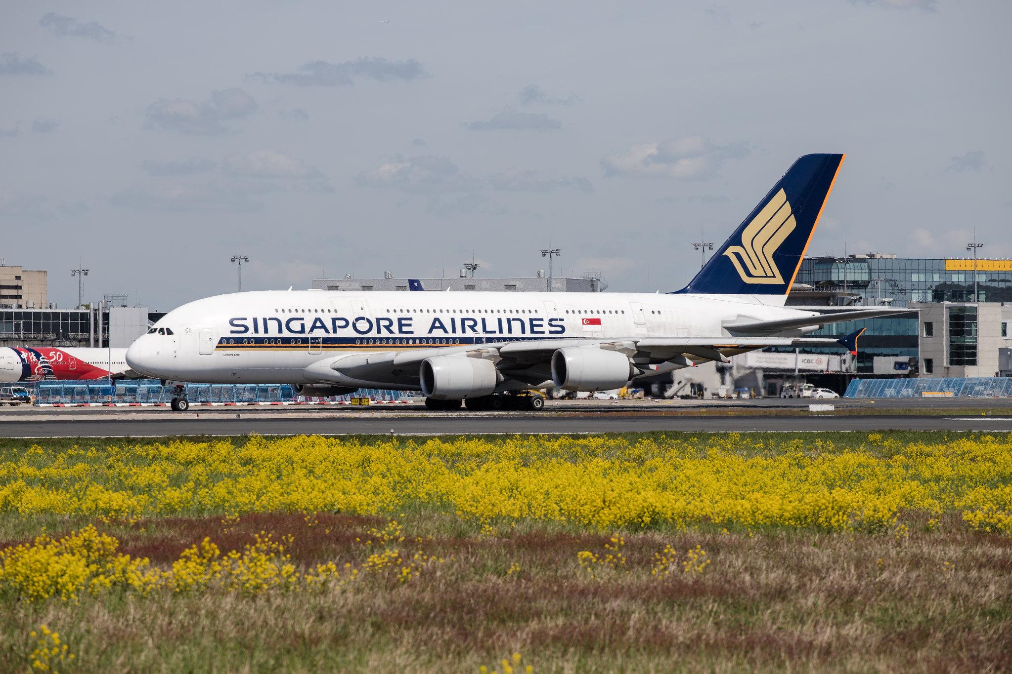 Frankfurt Airport: Singapore Airlines (SQ / SIA) |  Airbus A380-841 A388 | 9V-SKP | MSN 076
