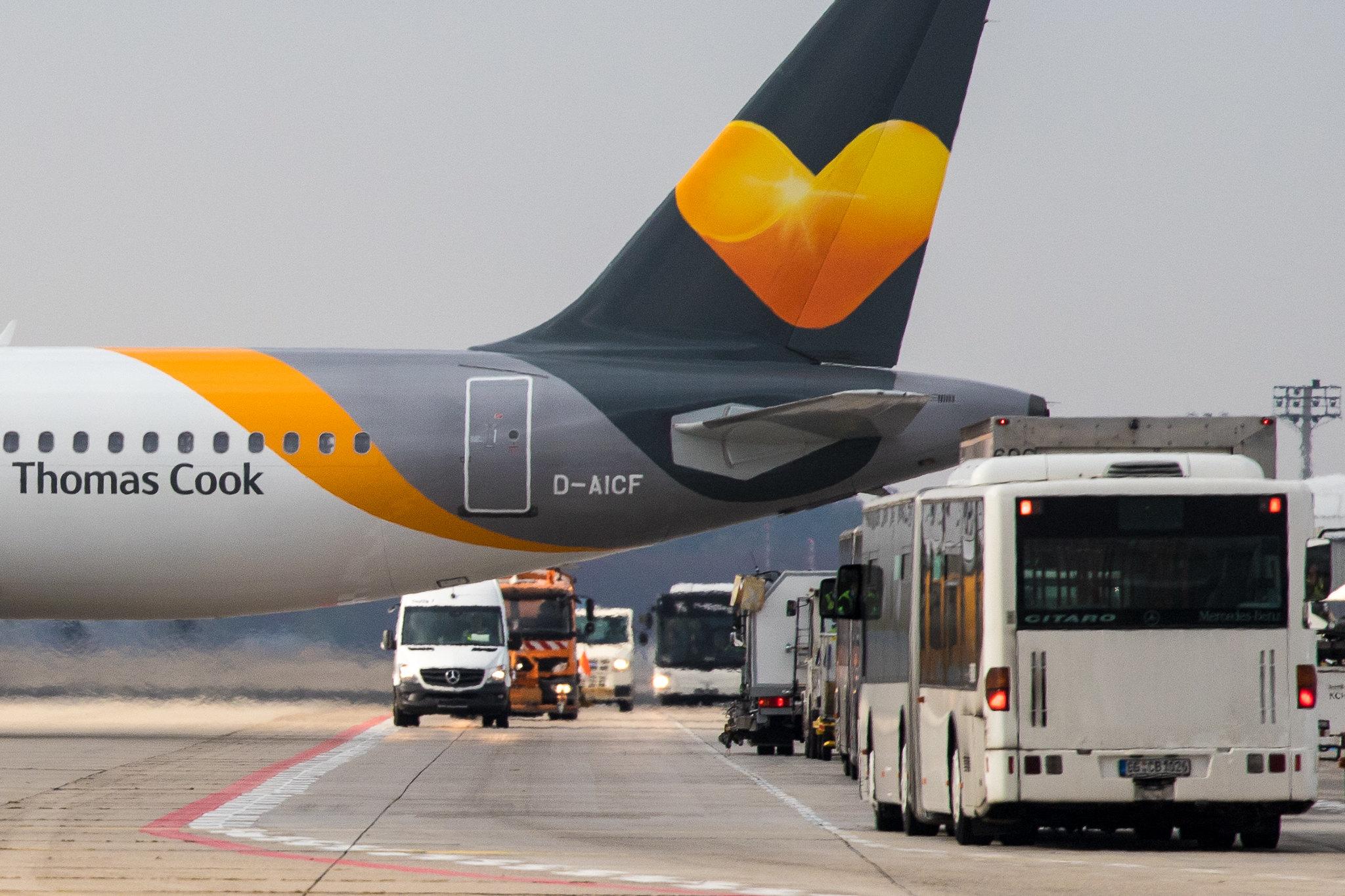 Frankfurt Airport: Condor (DE / CFG) |  Airbus A320-212 A320 | D-AICF | MSN 0905
