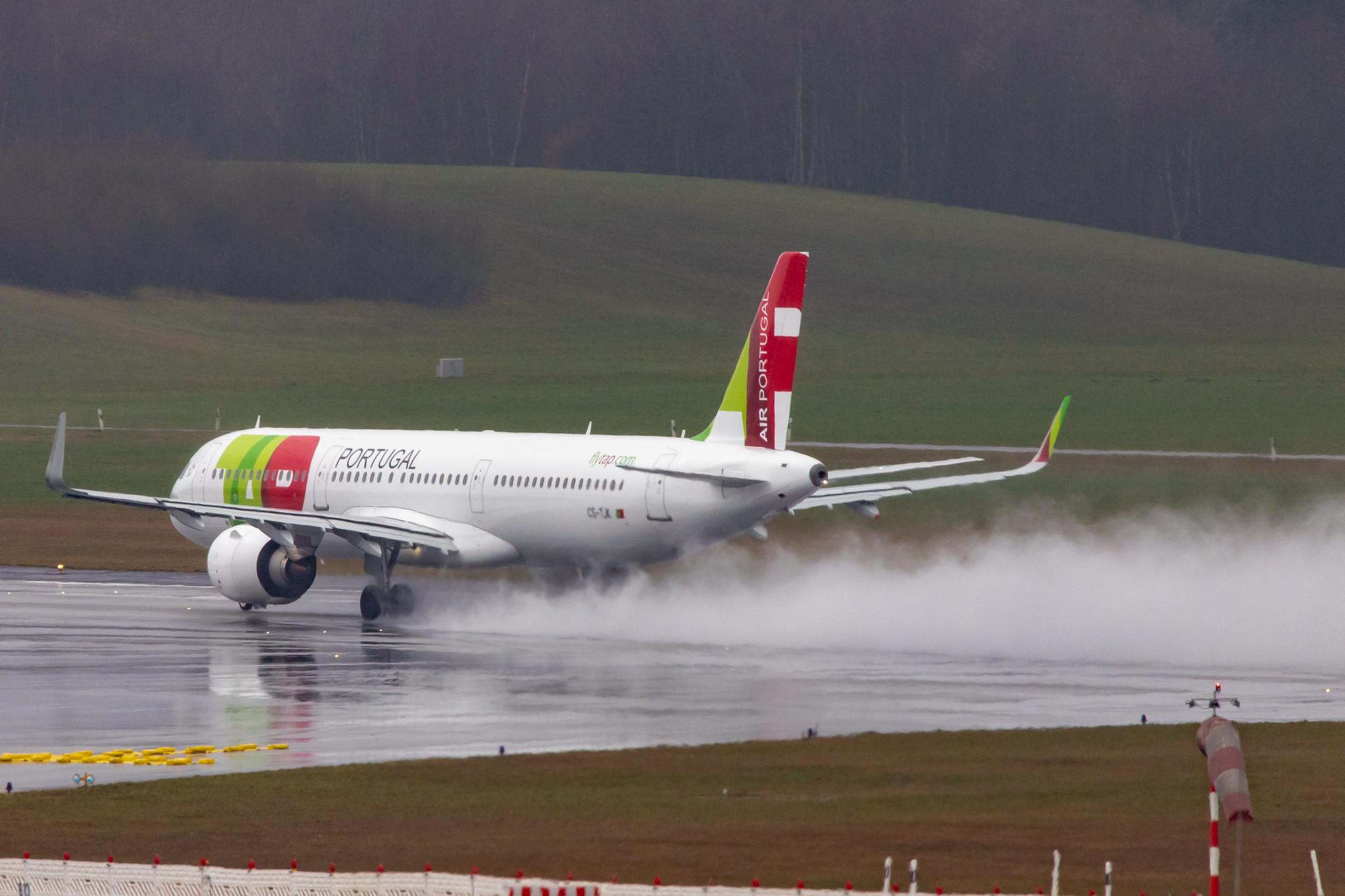 Hamburg Airport: TAP Air Portugal (TP / TAP) |  Airbus A321-251N A21N | CS-TJK | MSN 8553