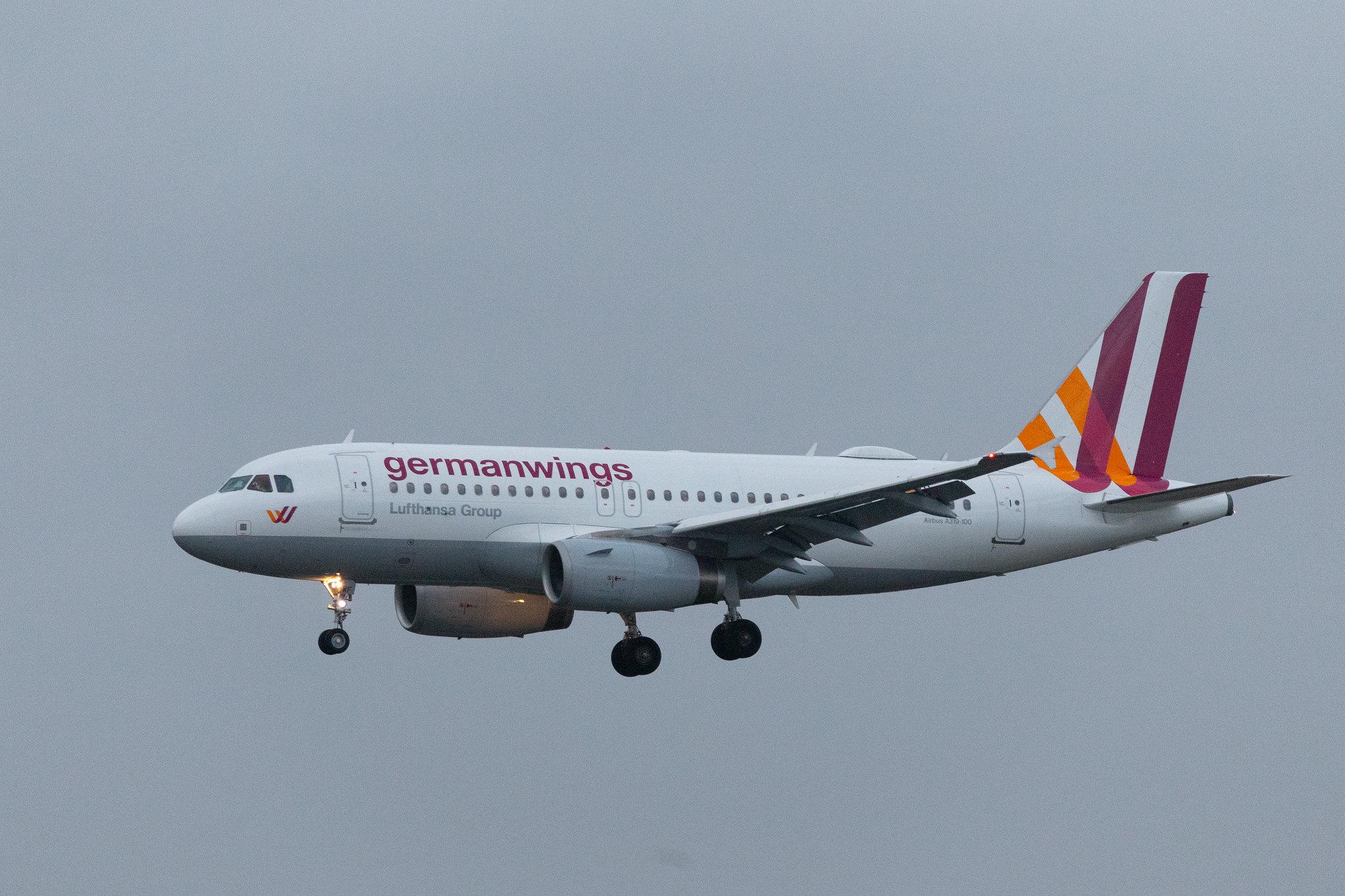 Hamburg Airport: Eurowings (EW / EWG) |  Airbus A319-132 A319 | D-AGWF | MSN 3172 | Germanwings