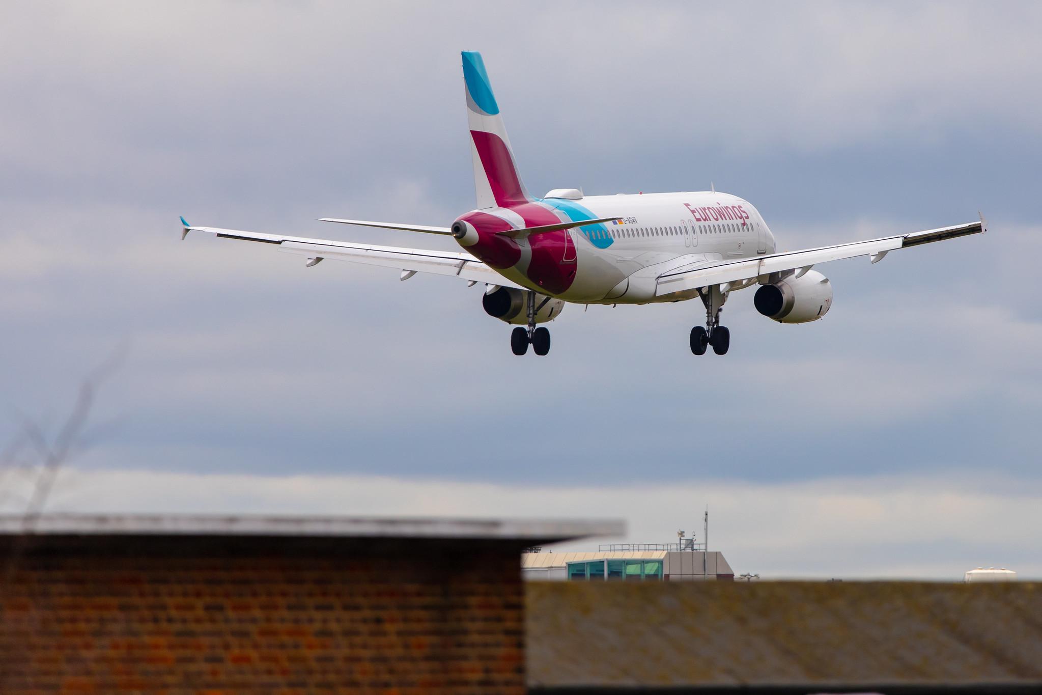 London Heathrow Airport: Eurowings (EW / EWG) |  Airbus A319-132 A319 | D-AGWV | MSN 5467