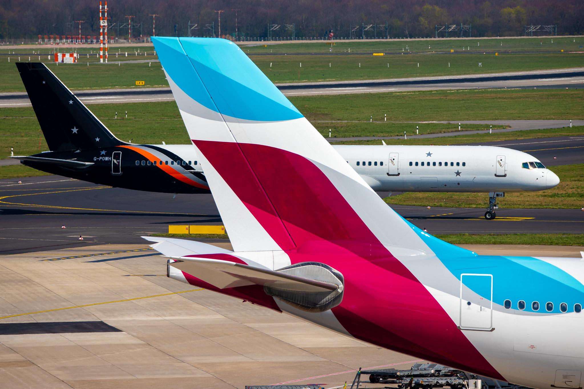 Düsseldorf Airport: Titan Airways (ZT / AWC) |  Boeing 757-256 B752 | G-POWH | MSN 29308