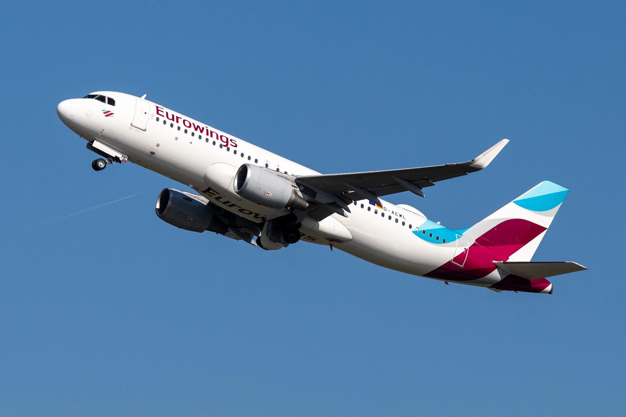 Düsseldorf Airport: Eurowings (EW / EWG) |  Airbus A320-214 A320 | D-AEWL | MSN 7263