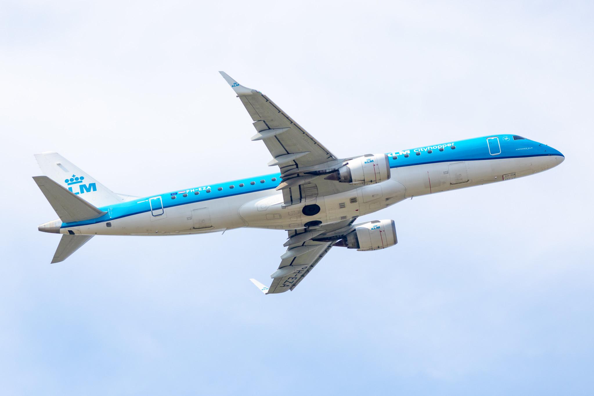 Hamburg Airport: KLM (KL / KLM) | Operator: KLM Cityhopper |  Embraer E190STD E190 | PH-EZA | MSN 19000224