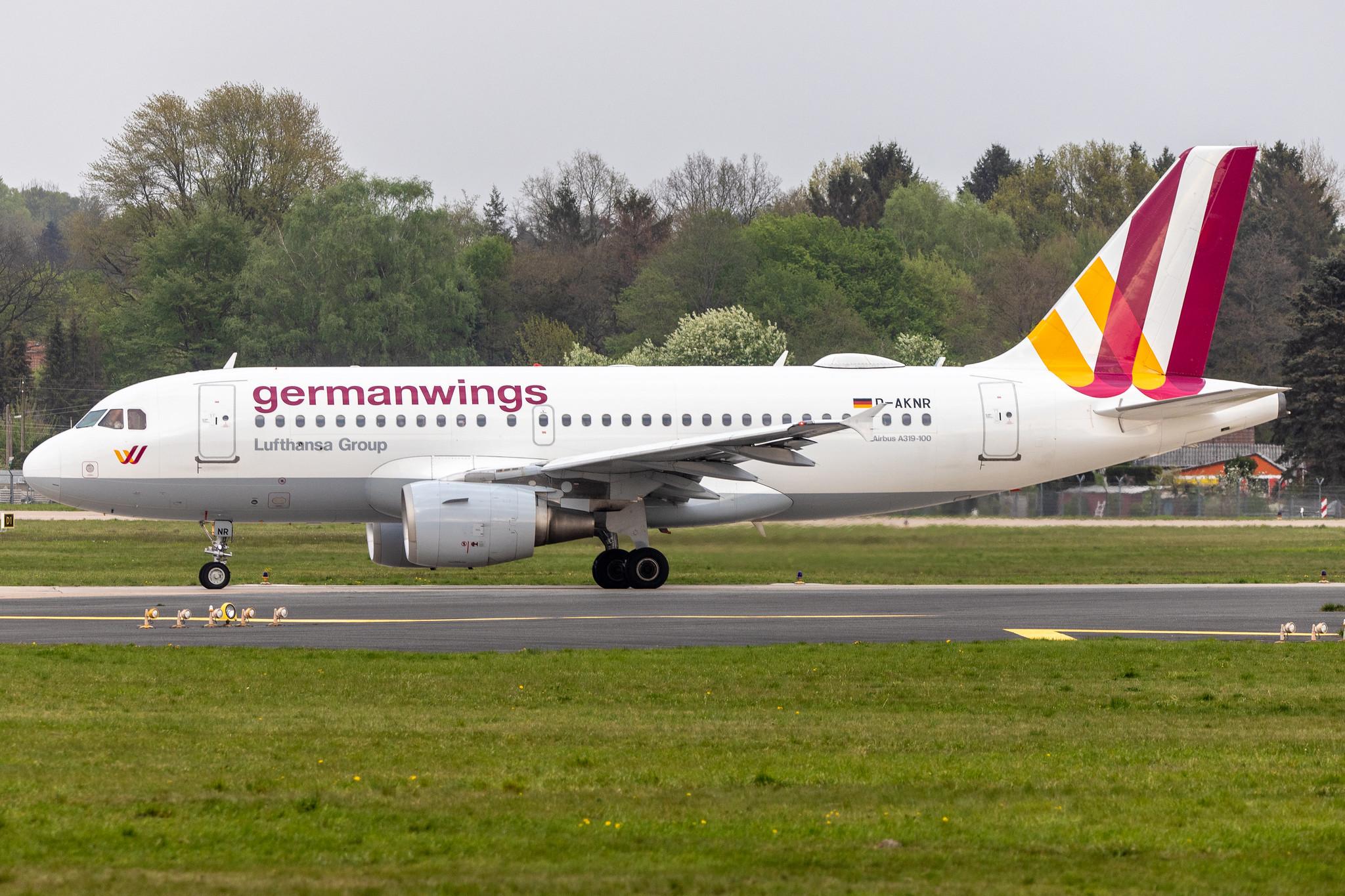 Hamburg Airport: Eurowings (EW / EWG) |  Operator: Germanwings | Airbus A319-112 A319 | D-AKNR | MSN 1209