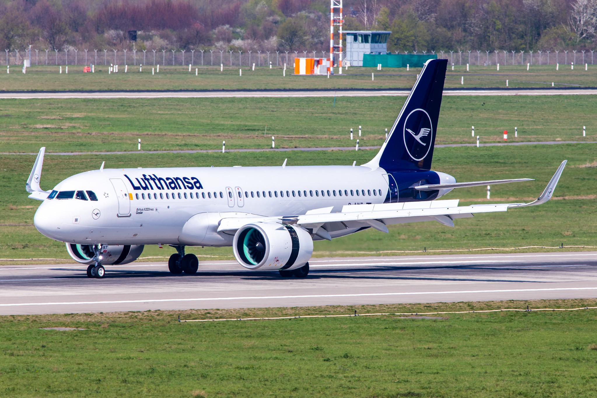 Düsseldorf Airport: Lufthansa (LH / DLH) |  Airbus A320-271N A20N | D-AINT | MSN 8708