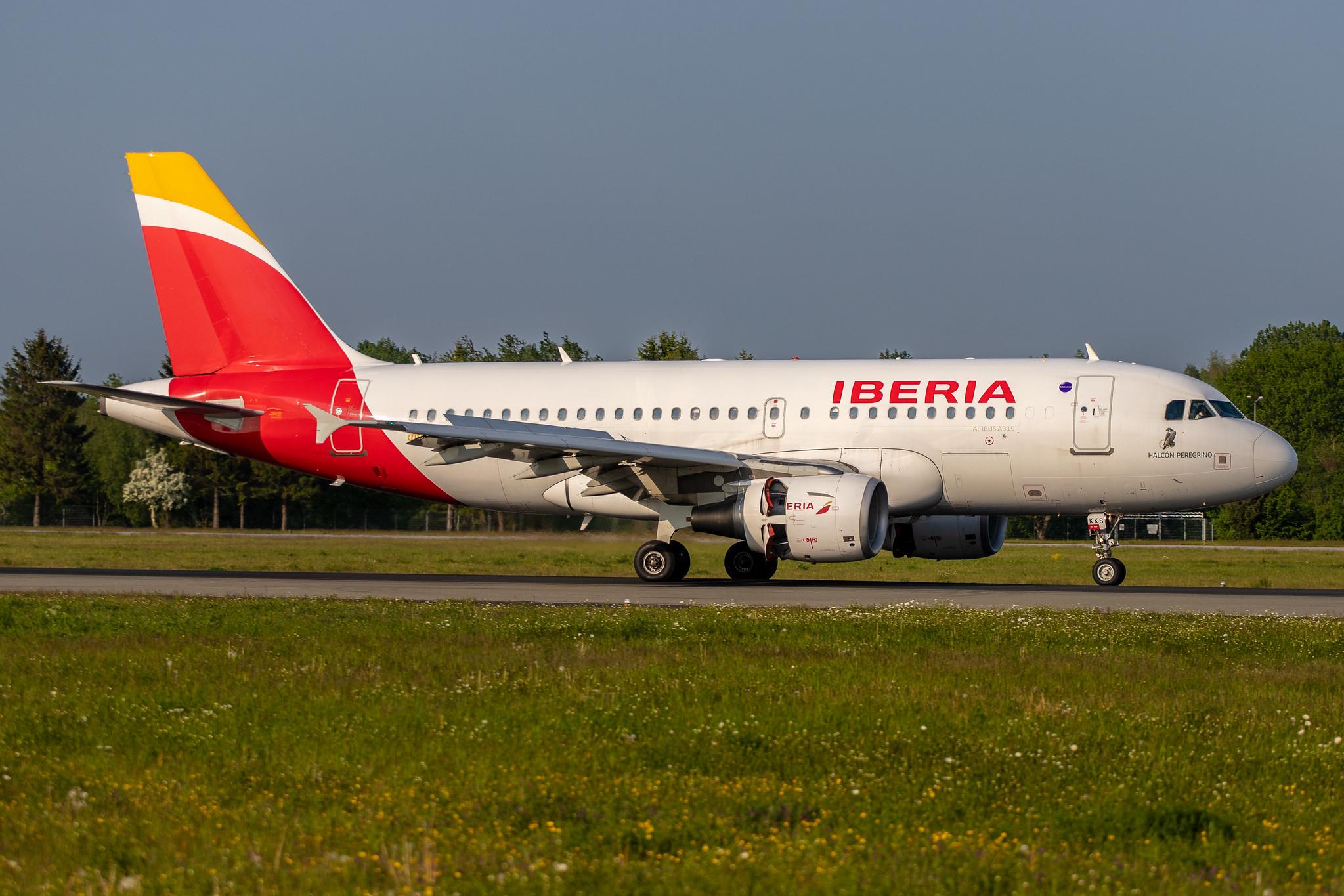 Hamburg Airport: Iberia (IB / IBE) |  Airbus A319-111 A319 | EC-KKS | MSN 3320