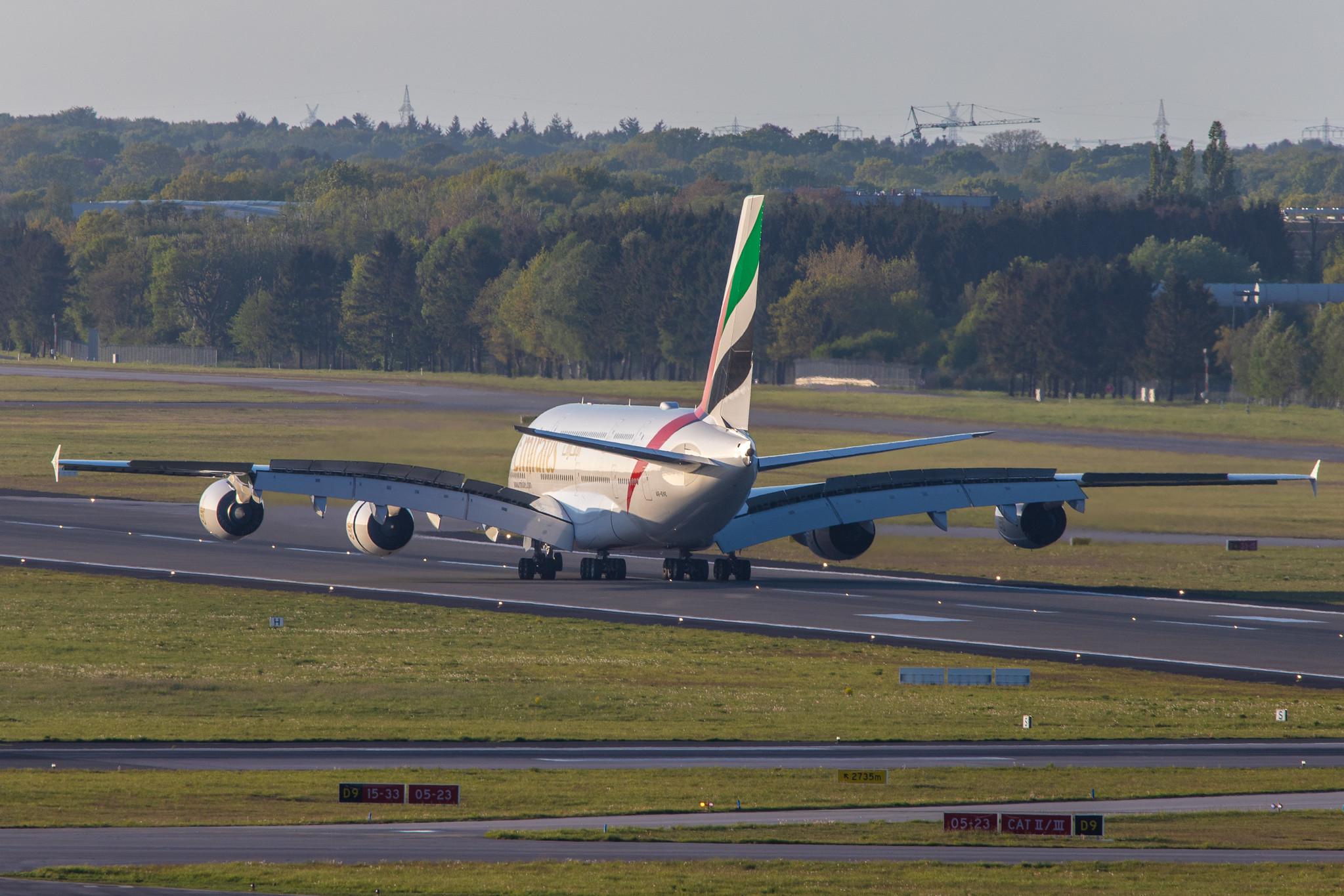 Hamburg Airport: Emirates (EK / UAE) |  Airbus A380-842 A388 | A6-EVE | MSN 250