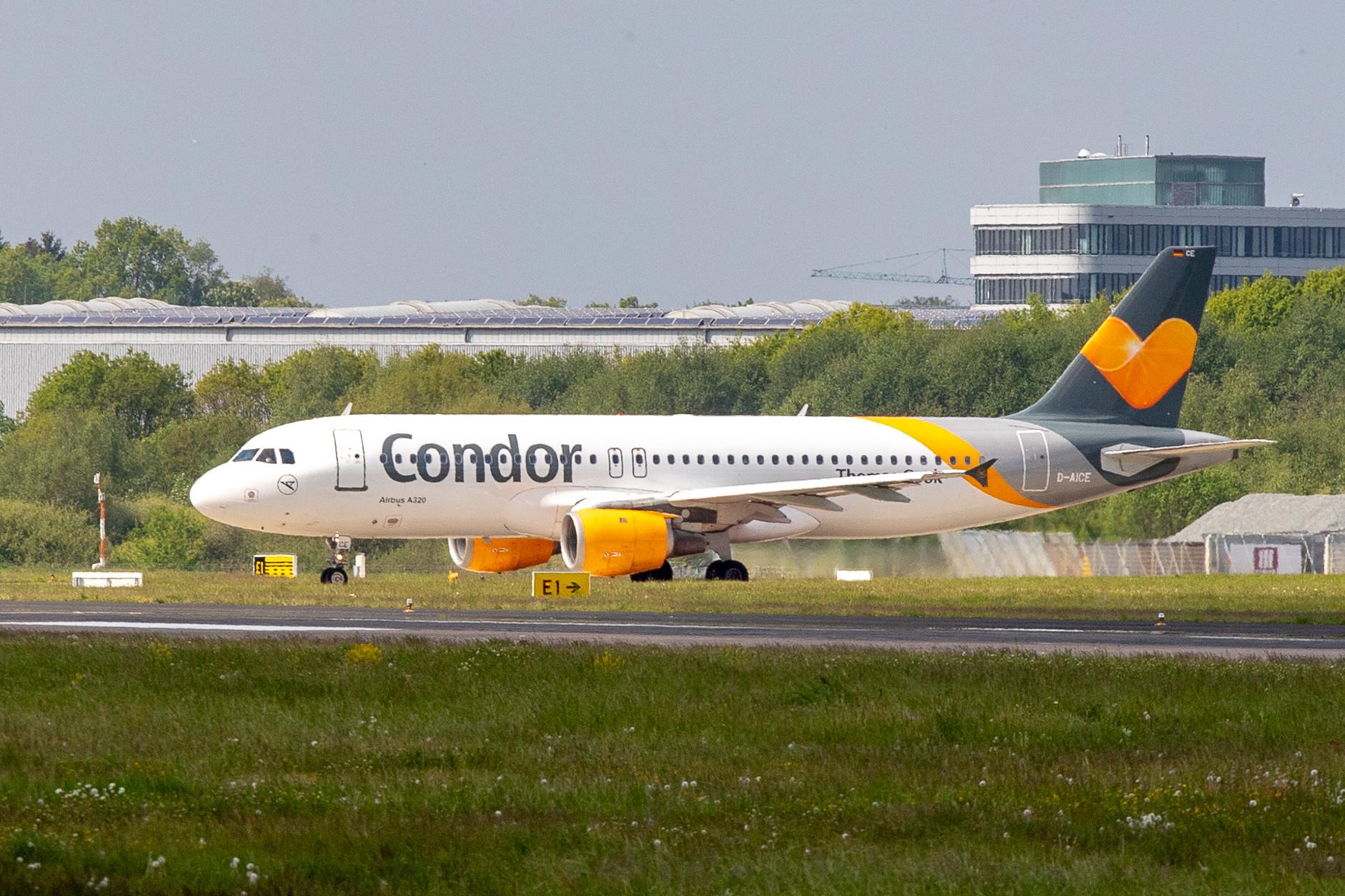 Hamburg Airport: Condor (DE / CFG) |  Airbus A320-212 A320 | D-AICE | MSN 0894