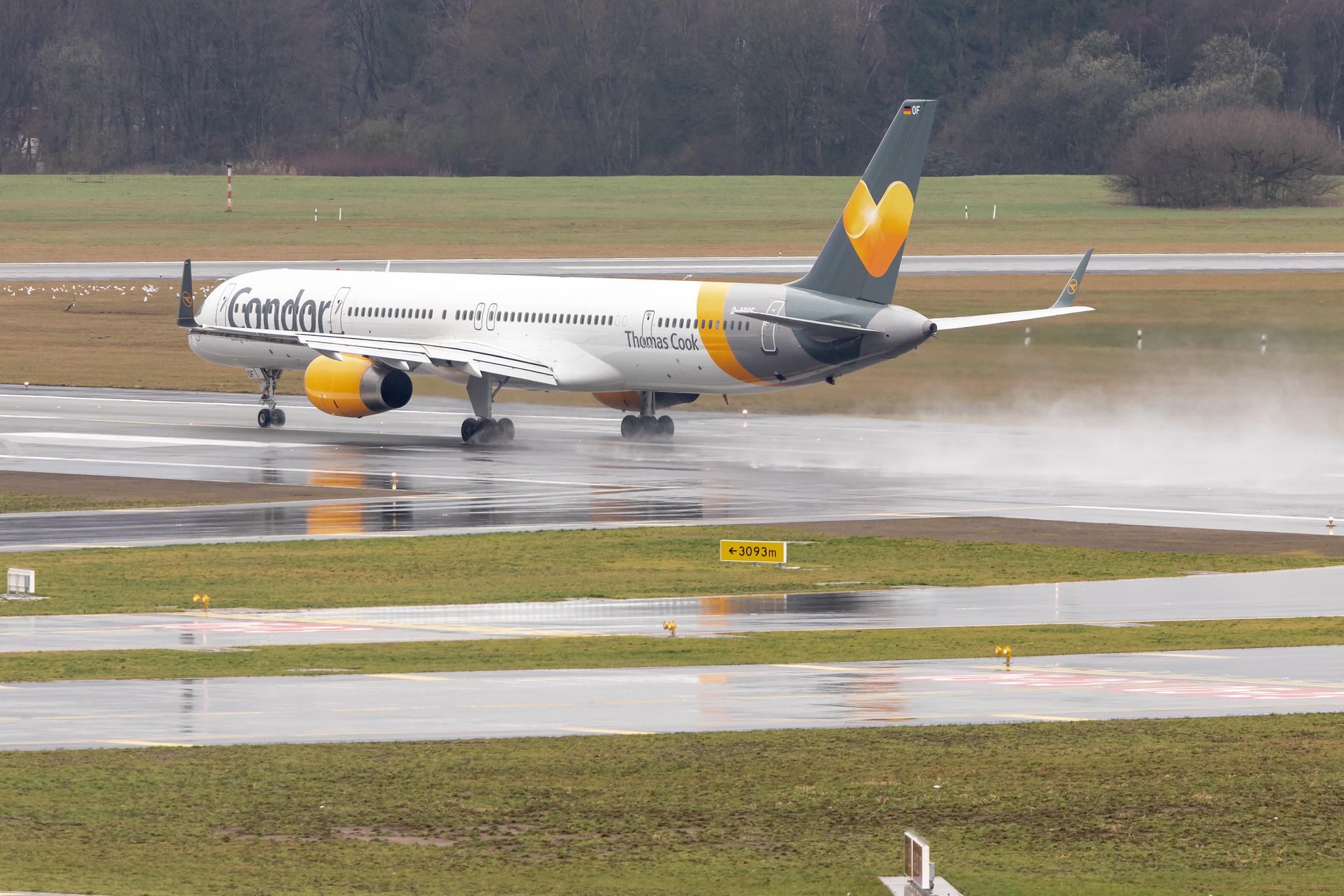 Hamburg Airport: Condor (DE / CFG) |  Boeing 757-330 B753 | D-ABOF | MSN 29013