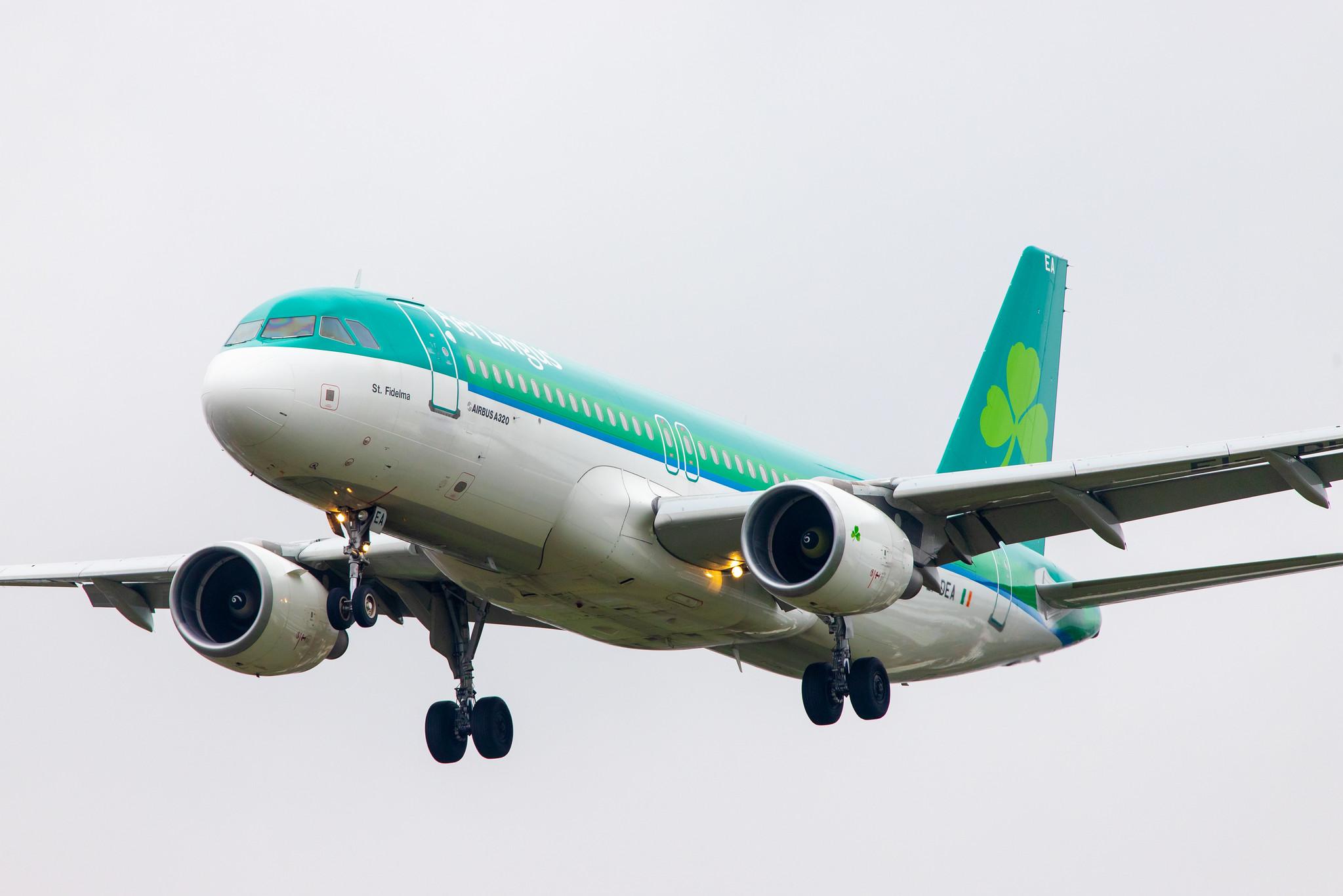 London Heathrow Airport: Aer Lingus (EI / EIN) |  Airbus A320-214 A320 | EI-DEA | MSN 2191