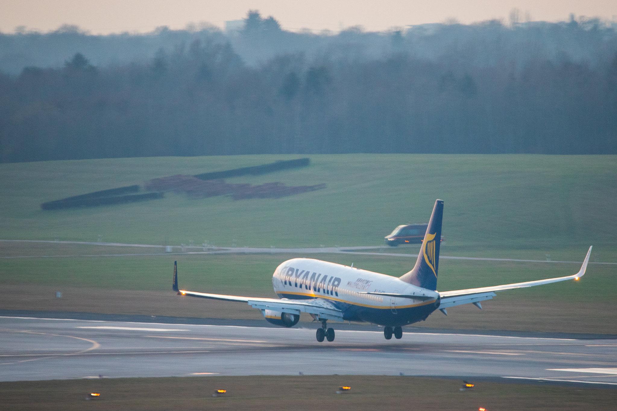 Hamburg Airport: Ryanair (FR / RYR) |  Boeing 737-8AS B738 | EI-EPD | MSN 40310