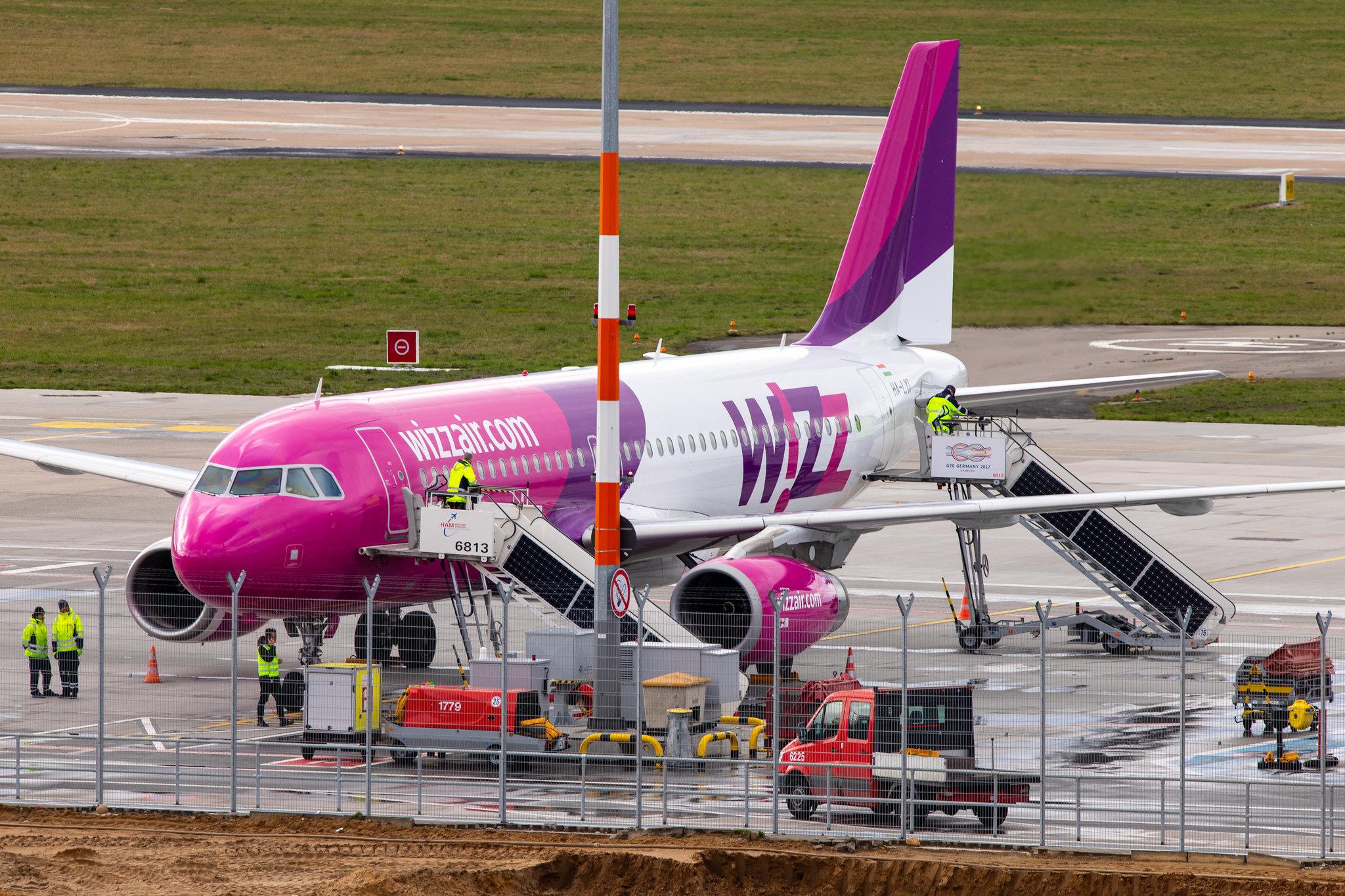 Hamburg Airport: Wizz Air (W6 / WZZ) |  Airbus A320-232 A320 | HA-LYI | MSN 6352