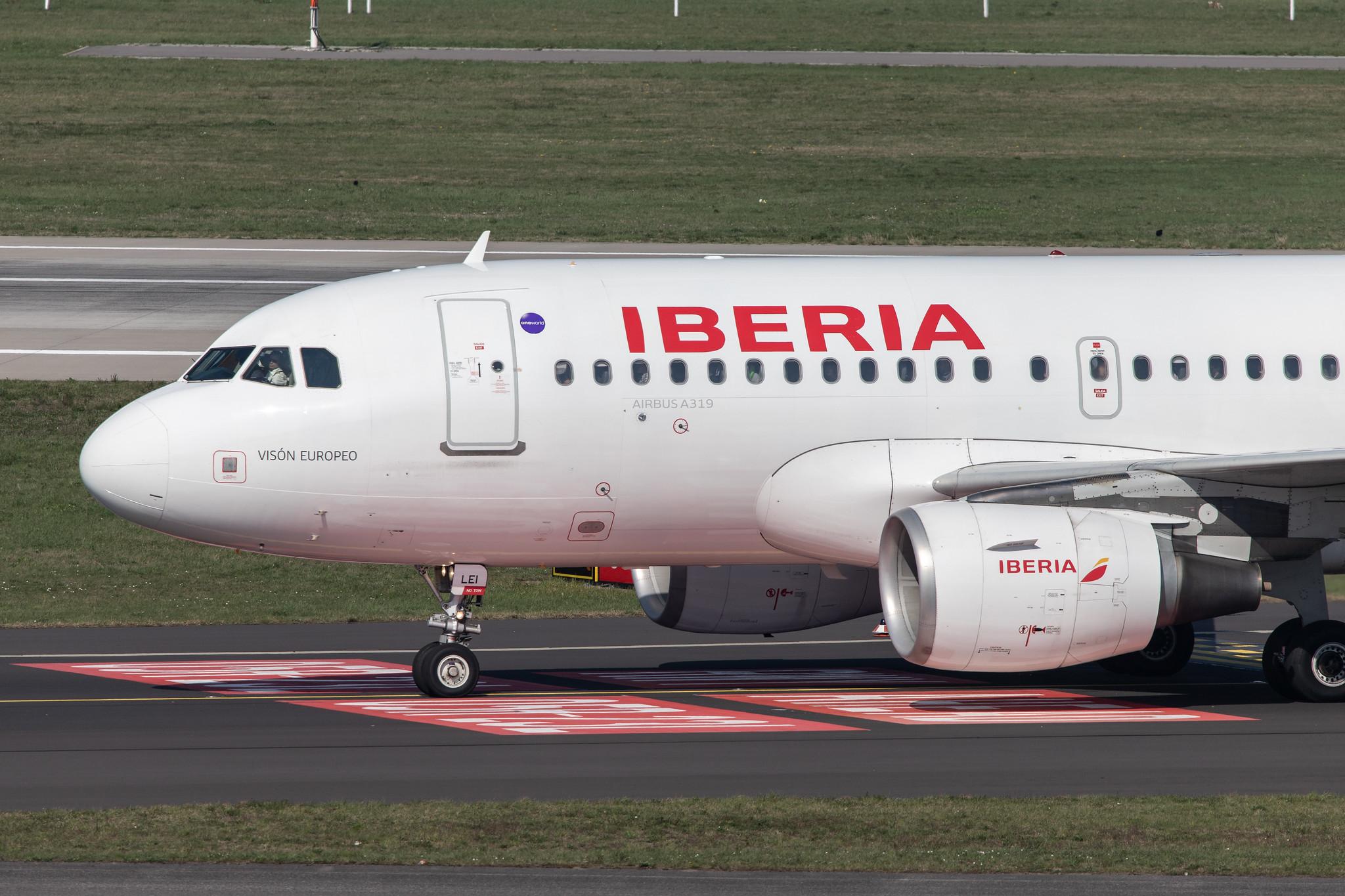 Düsseldorf Airport: Iberia (IB / IBE) |  Airbus A319-111 A319 | EC-LEI | MSN 3744
