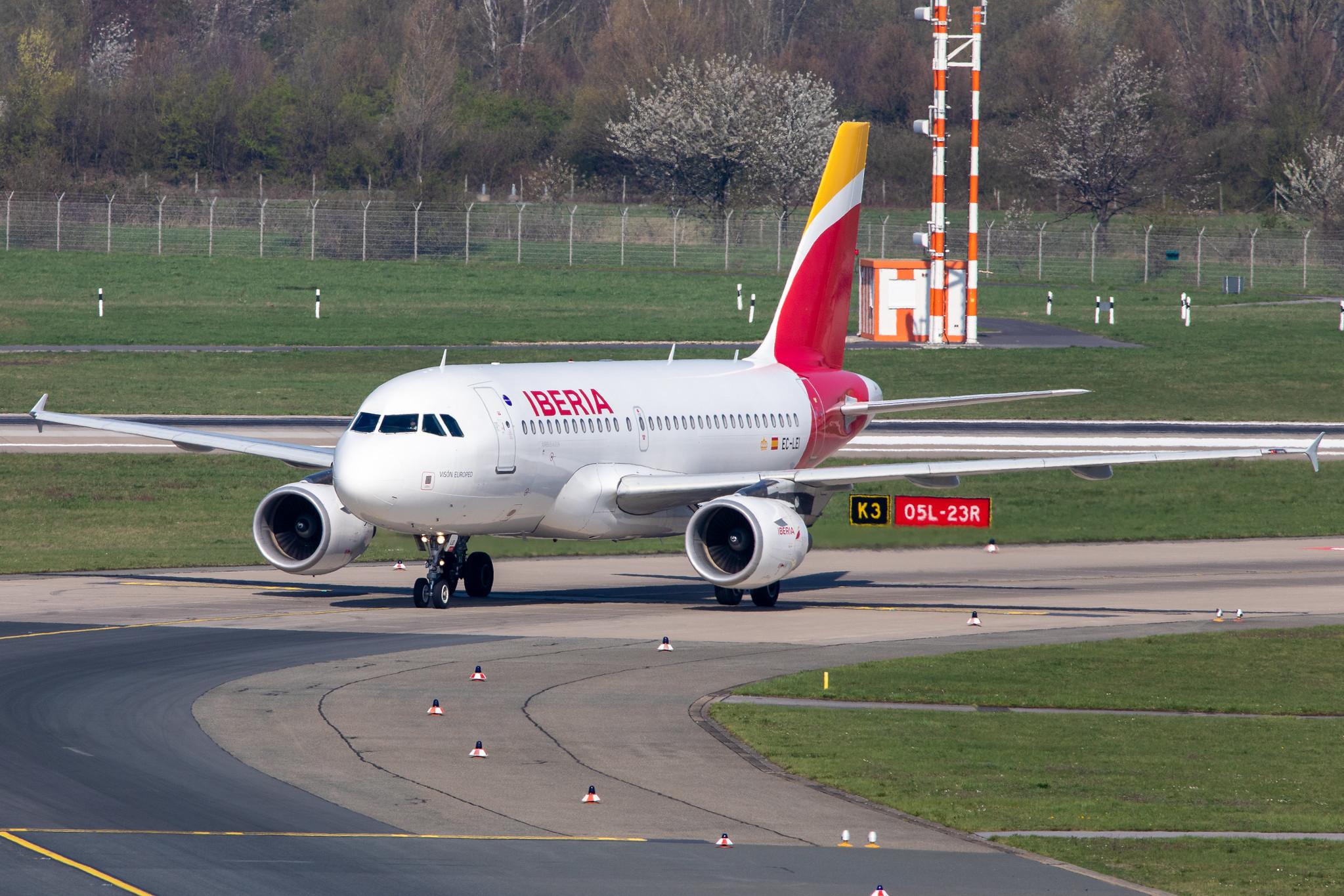 Düsseldorf Airport: Iberia (IB / IBE) |  Airbus A319-111 A319 | EC-LEI | MSN 3744