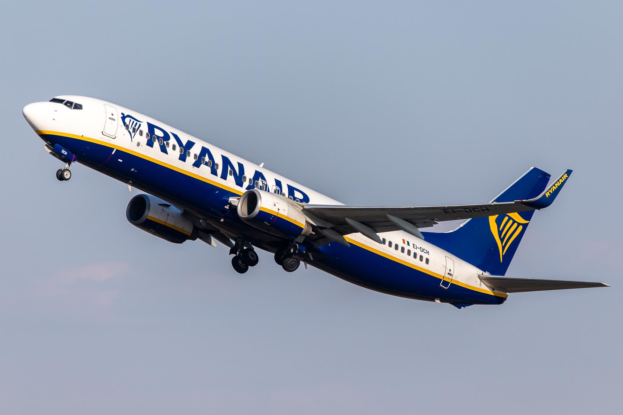 Köln Bonn Airport: Ryanair (FR / RYR) |  Boeing 737-8AS B738 | EI-DCH | MSN 33566