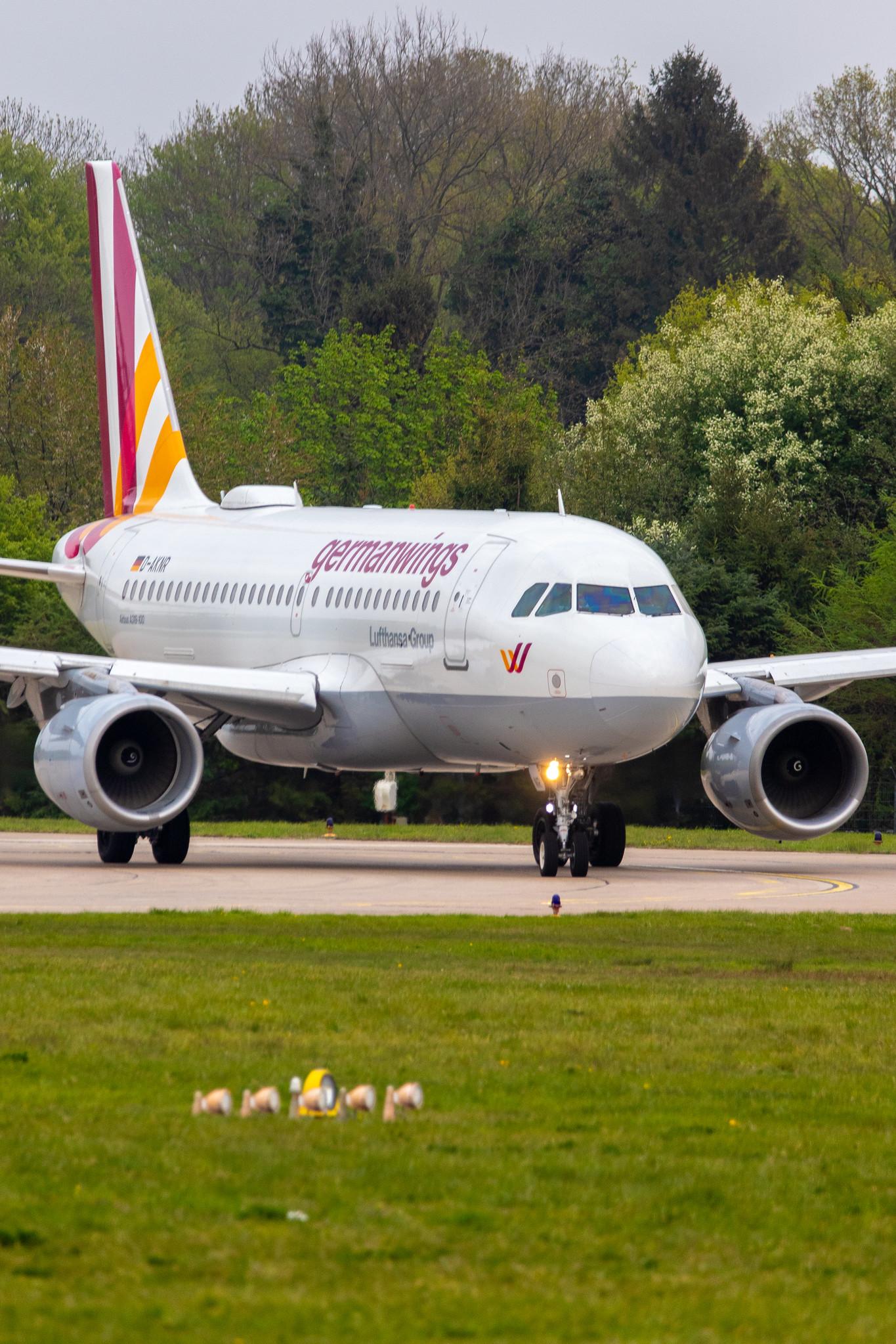 Hamburg Airport: Eurowings (EW / EWG) |  Operator: Germanwings | Airbus A319-112 A319 | D-AKNR | MSN 1209