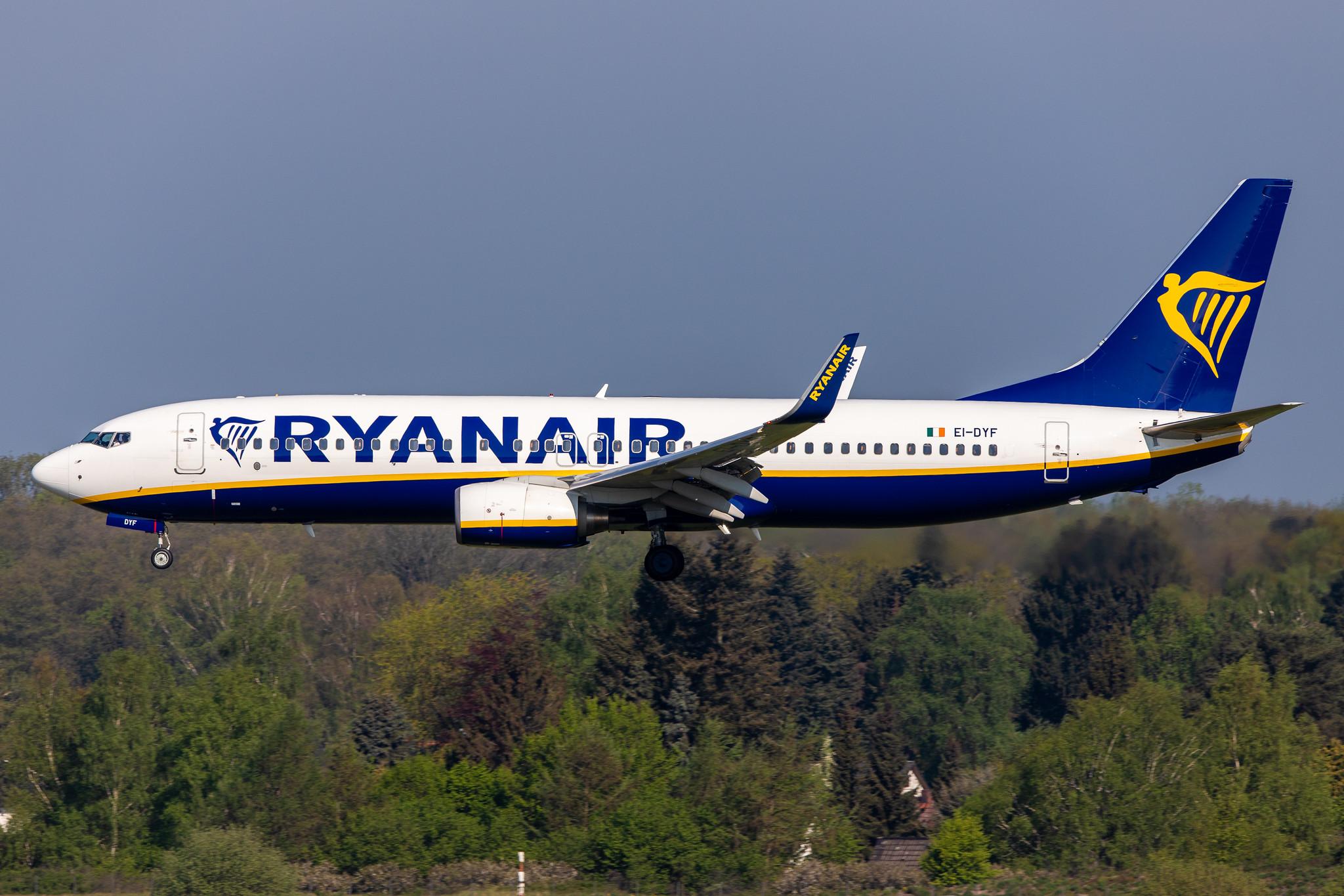 Hamburg Airport: Ryanair (FR / RYR) |  Boeing 737-8AS B738 | EI-DYF | MSN 36569