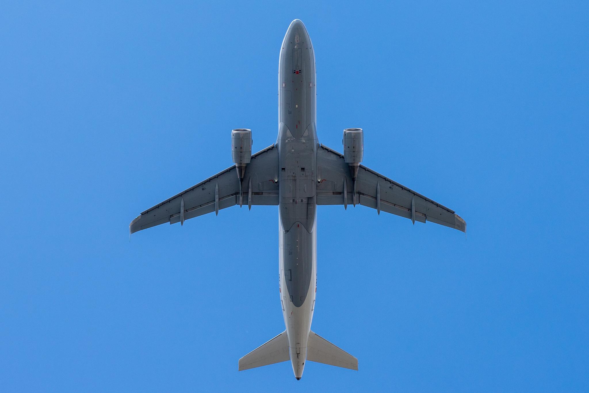 Hamburg Airport: Lufthansa (LH / DLH) |  Airbus A320-214 A320 | D-AIWA | MSN 7681