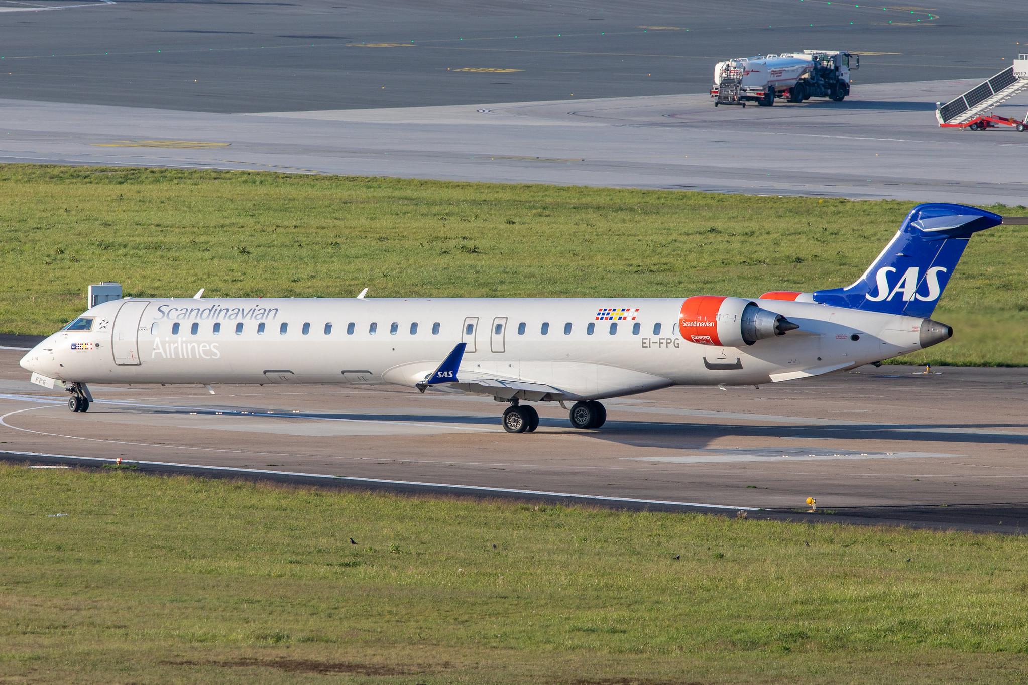 Hamburg Airport: SAS (SK / SAS) | Operator: Cityjet |  Mitsubishi CRJ-900LR CRJ9 | EI-FPG | MSN 15406
